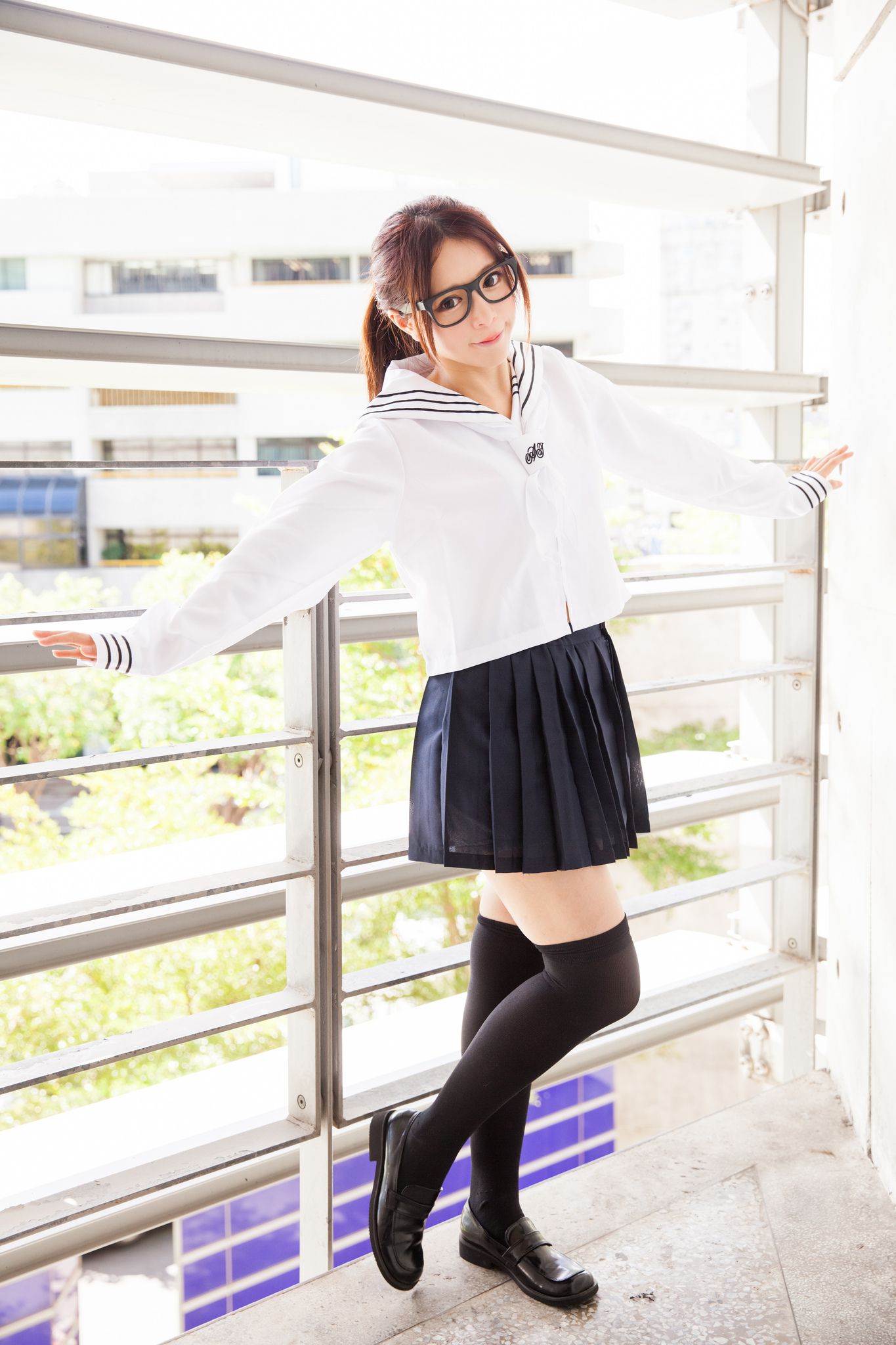 台湾美女张齐郡JULIE《长筒袜校服少女》