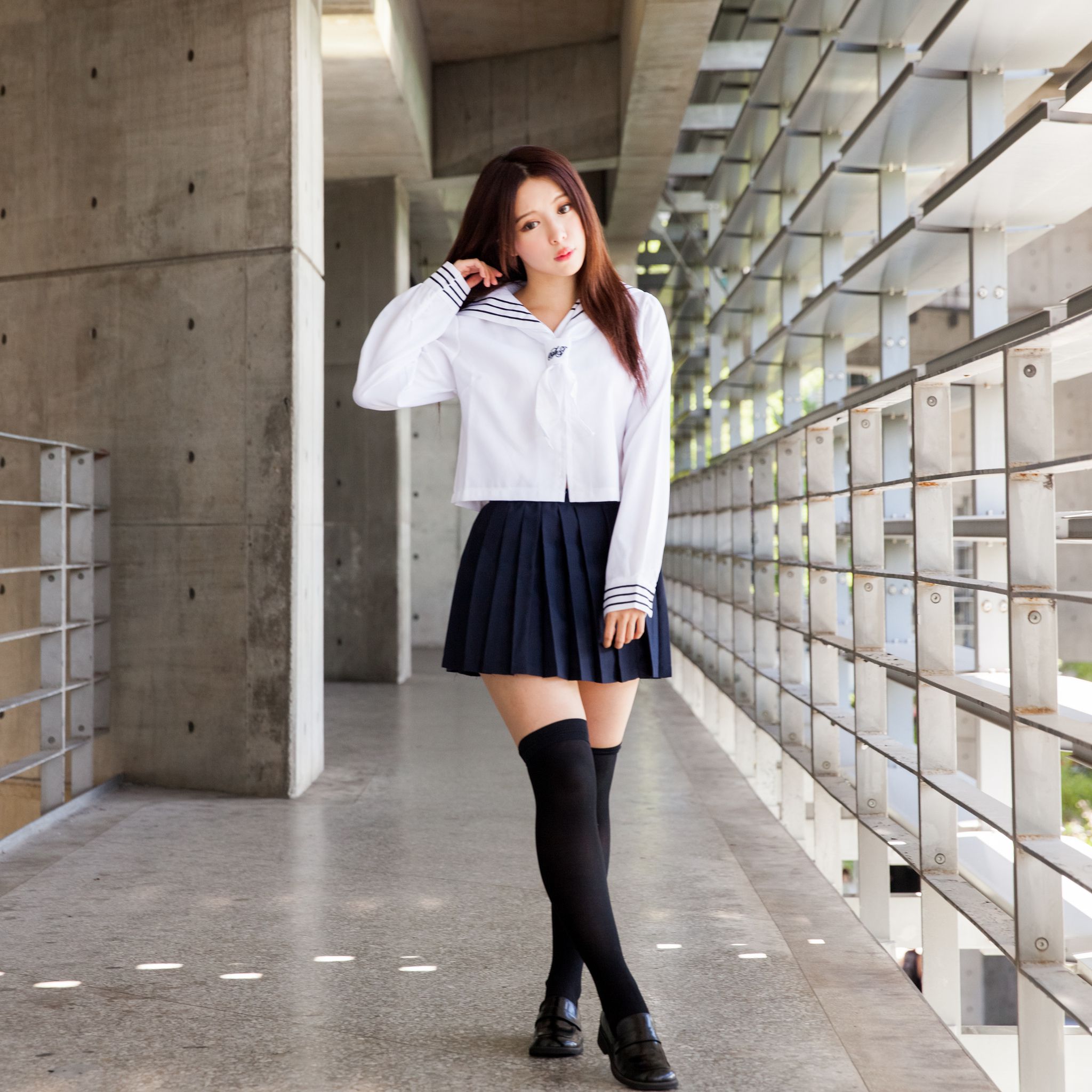 台湾美女张齐郡JULIE《长筒袜校服少女》