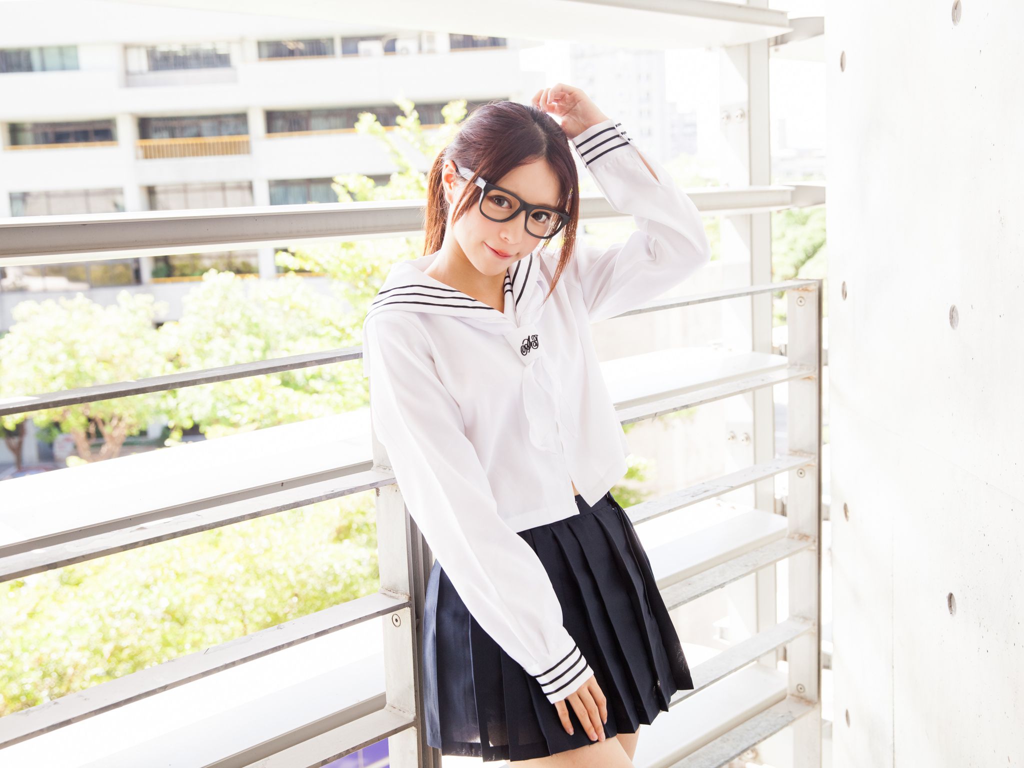 台湾美女张齐郡JULIE《长筒袜校服少女》