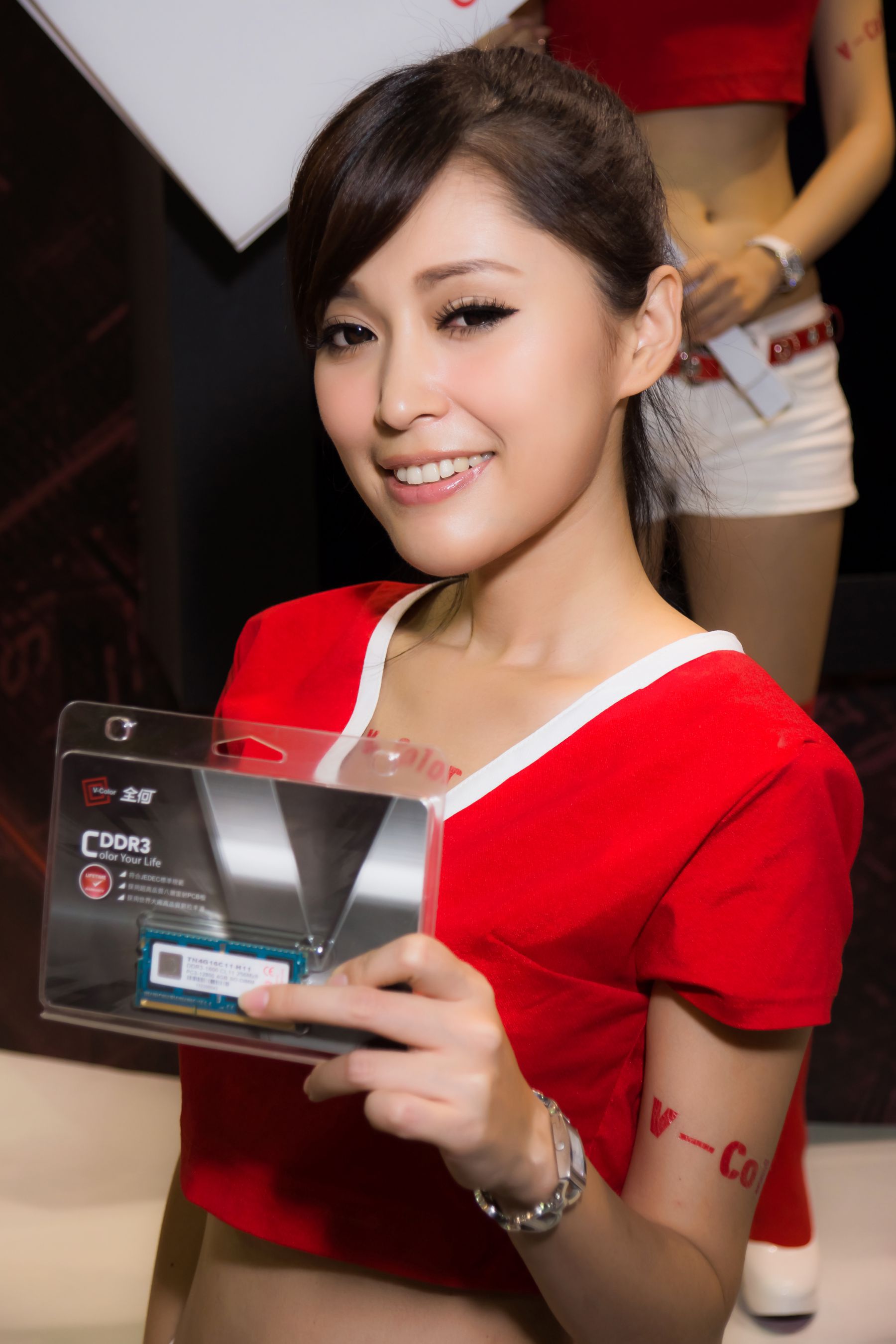 Beautyleg腿模Avy《各类展台高清美图》大合集