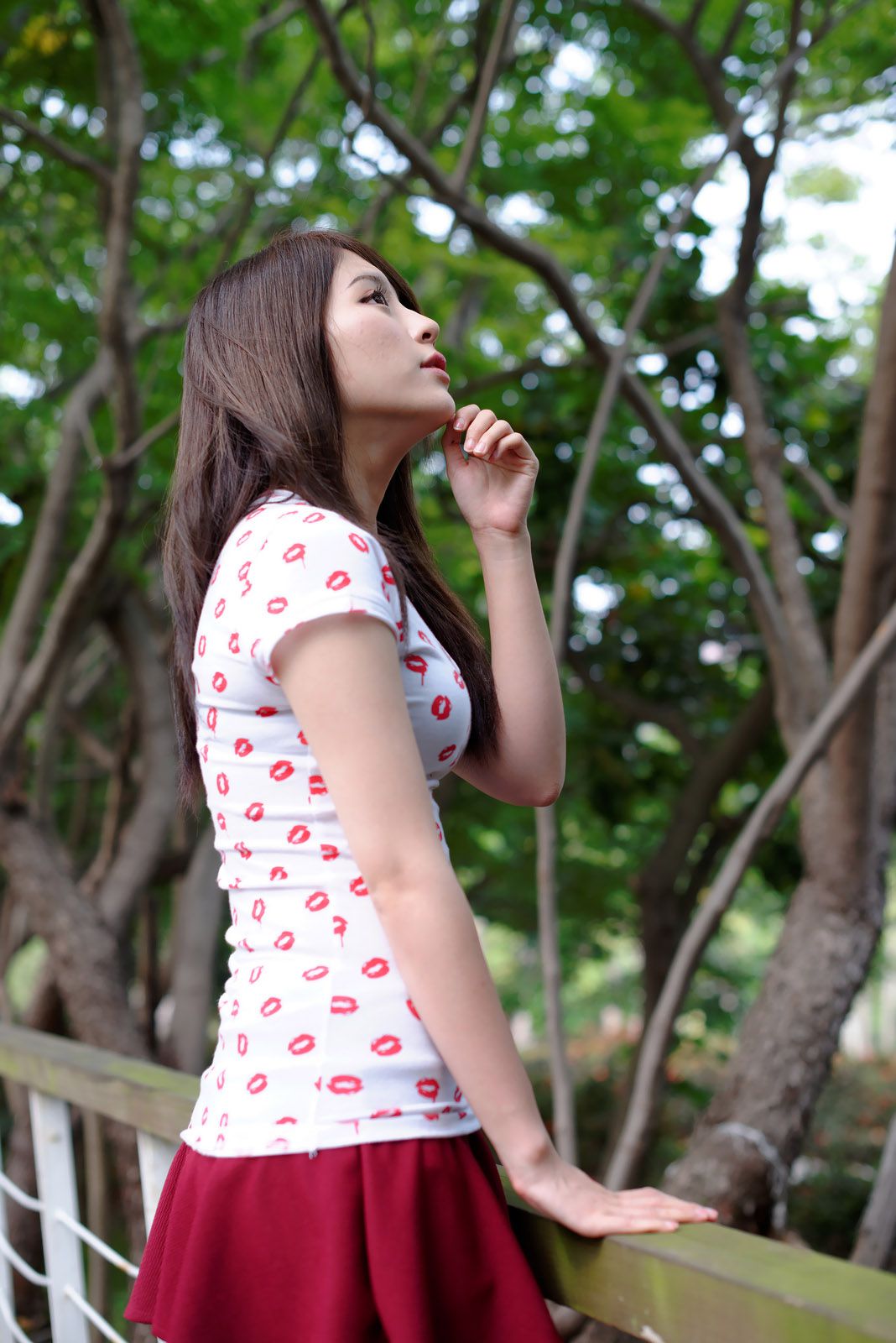 台湾女神张齐郡JULIE《踏青》