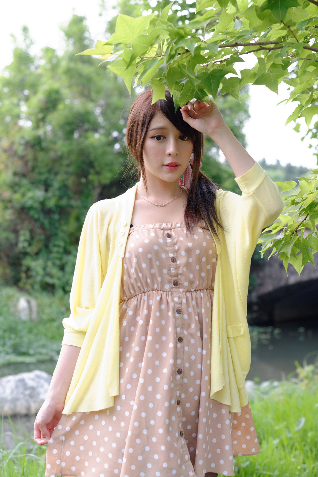 台湾女神张齐郡JULIE《踏青》