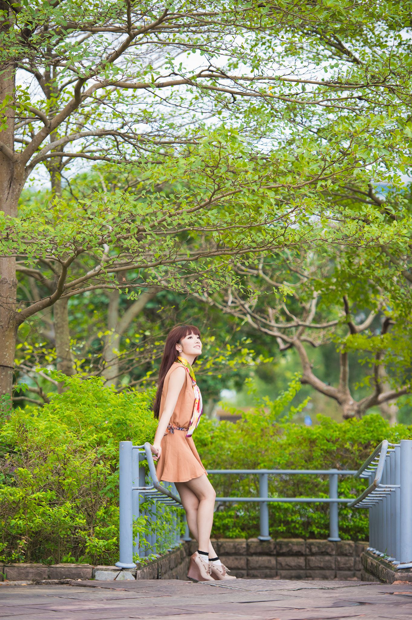 台湾模特林岗怡Didy《小清新3组连衣裙》写真合集