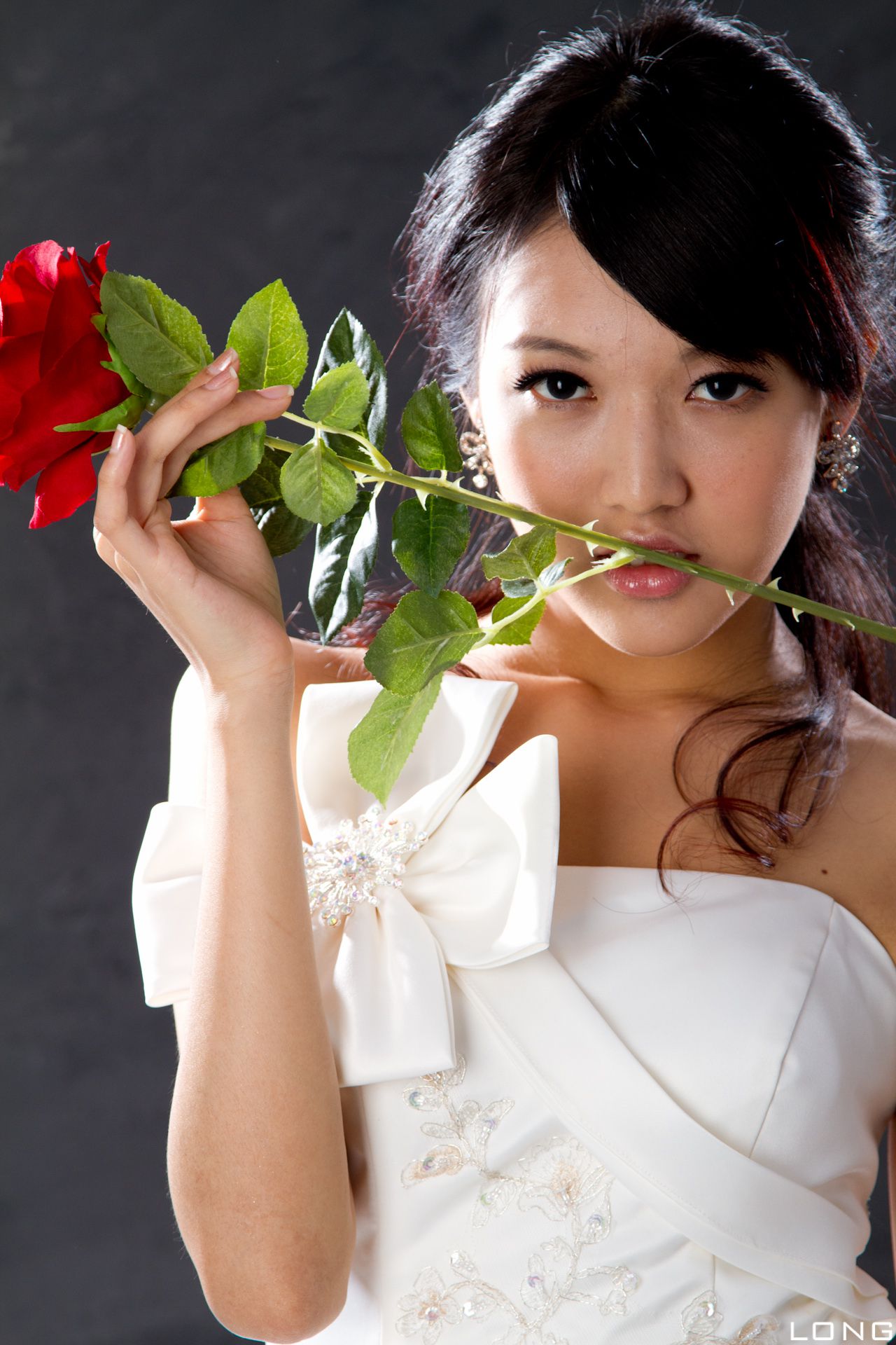 台湾美女模特陈玮廷Jill《婚紗之白》