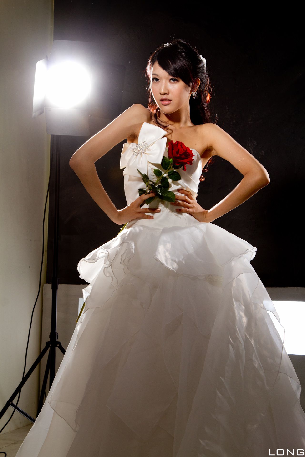 台湾美女模特陈玮廷Jill《婚紗之白》