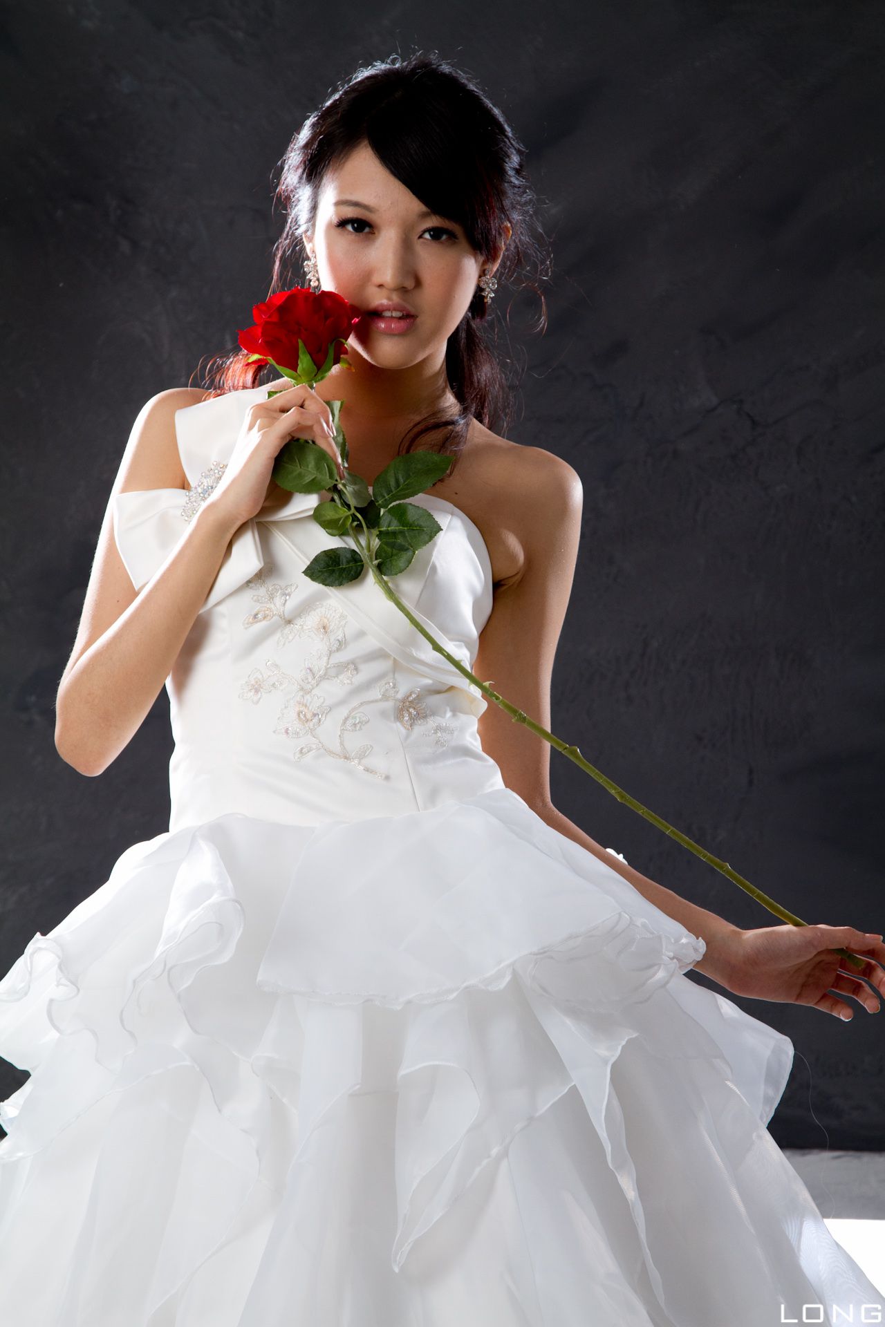 台湾美女模特陈玮廷Jill《婚紗之白》