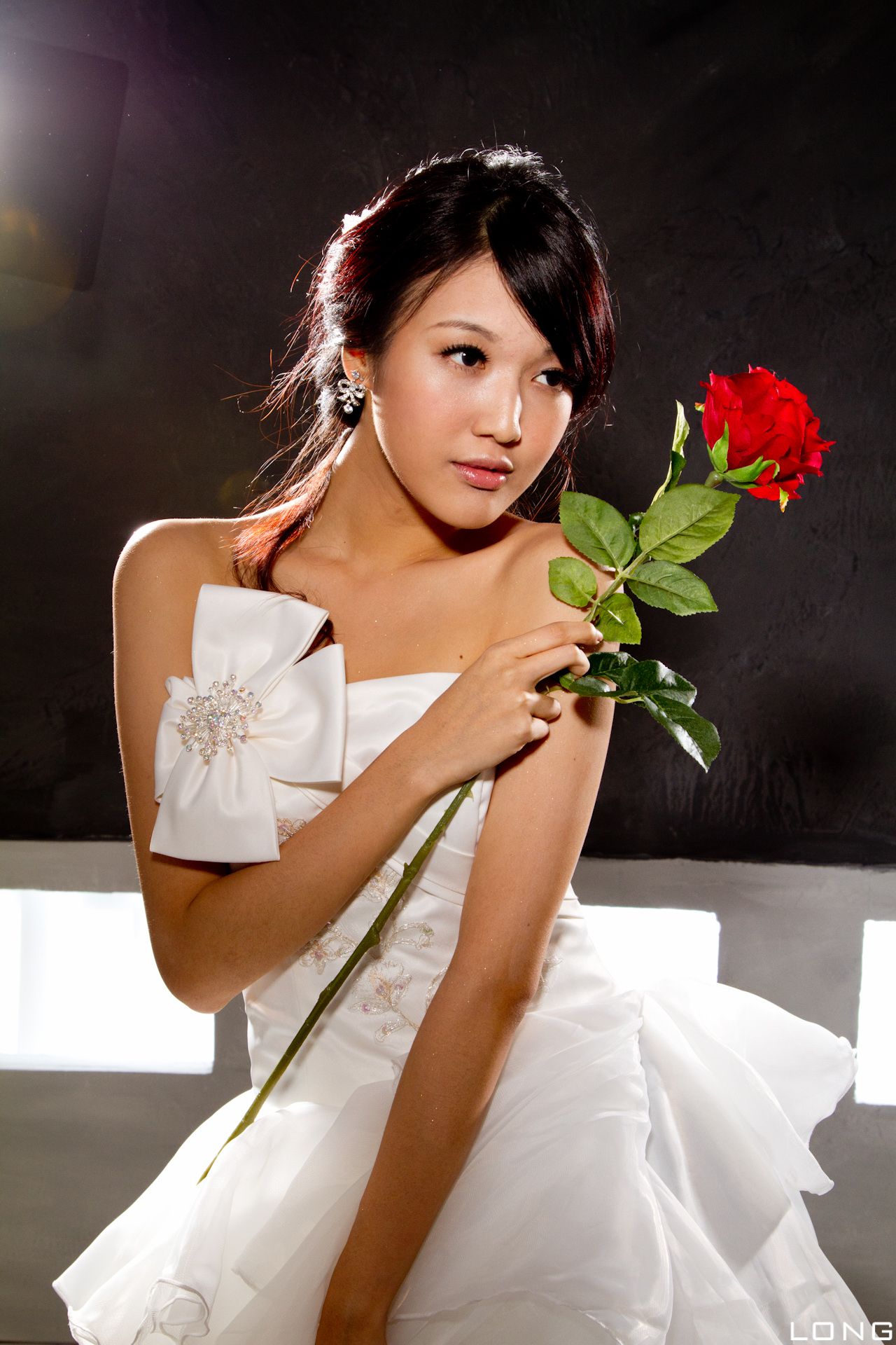 台湾美女模特陈玮廷Jill《婚紗之白》