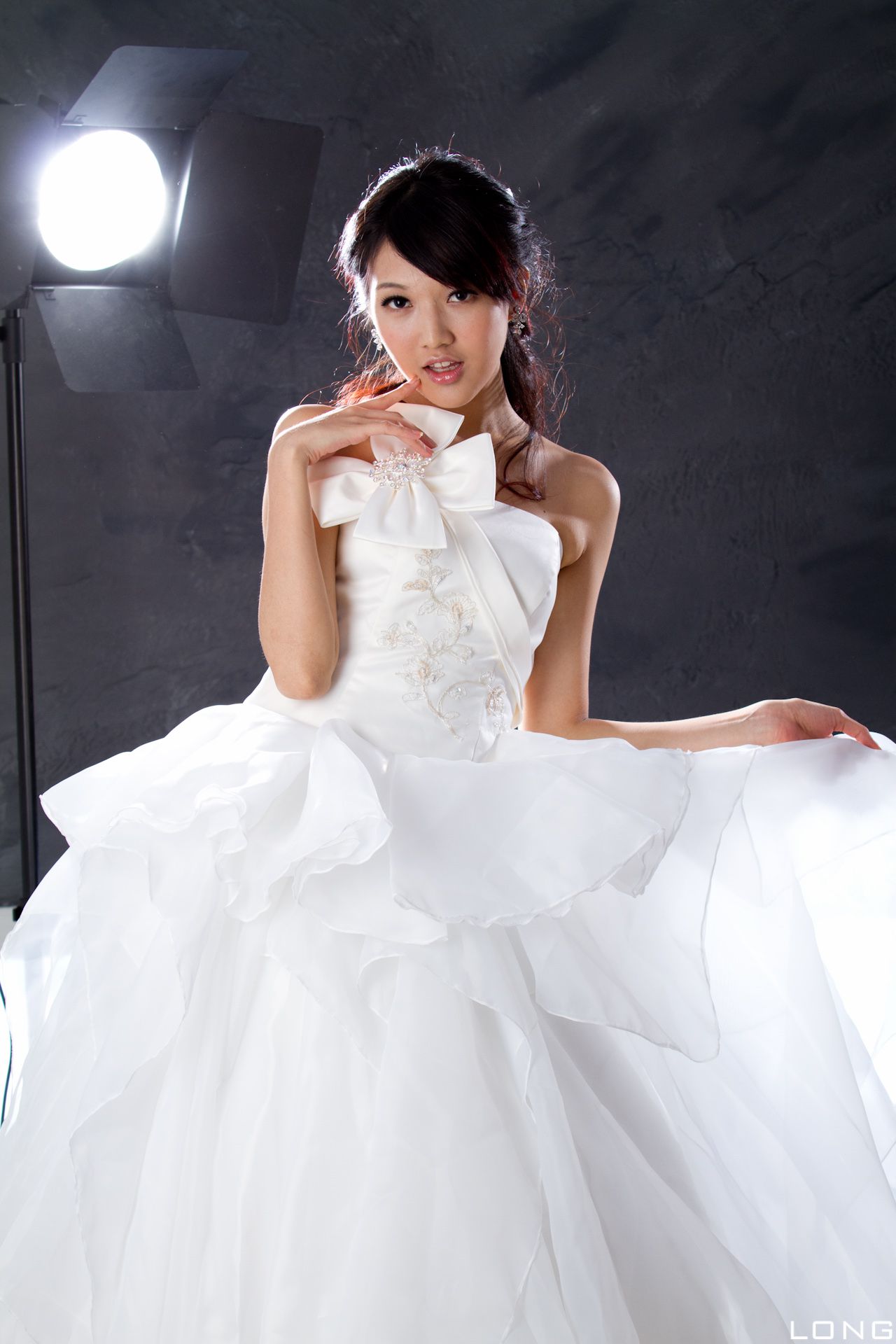 台湾美女模特陈玮廷Jill《婚紗之白》