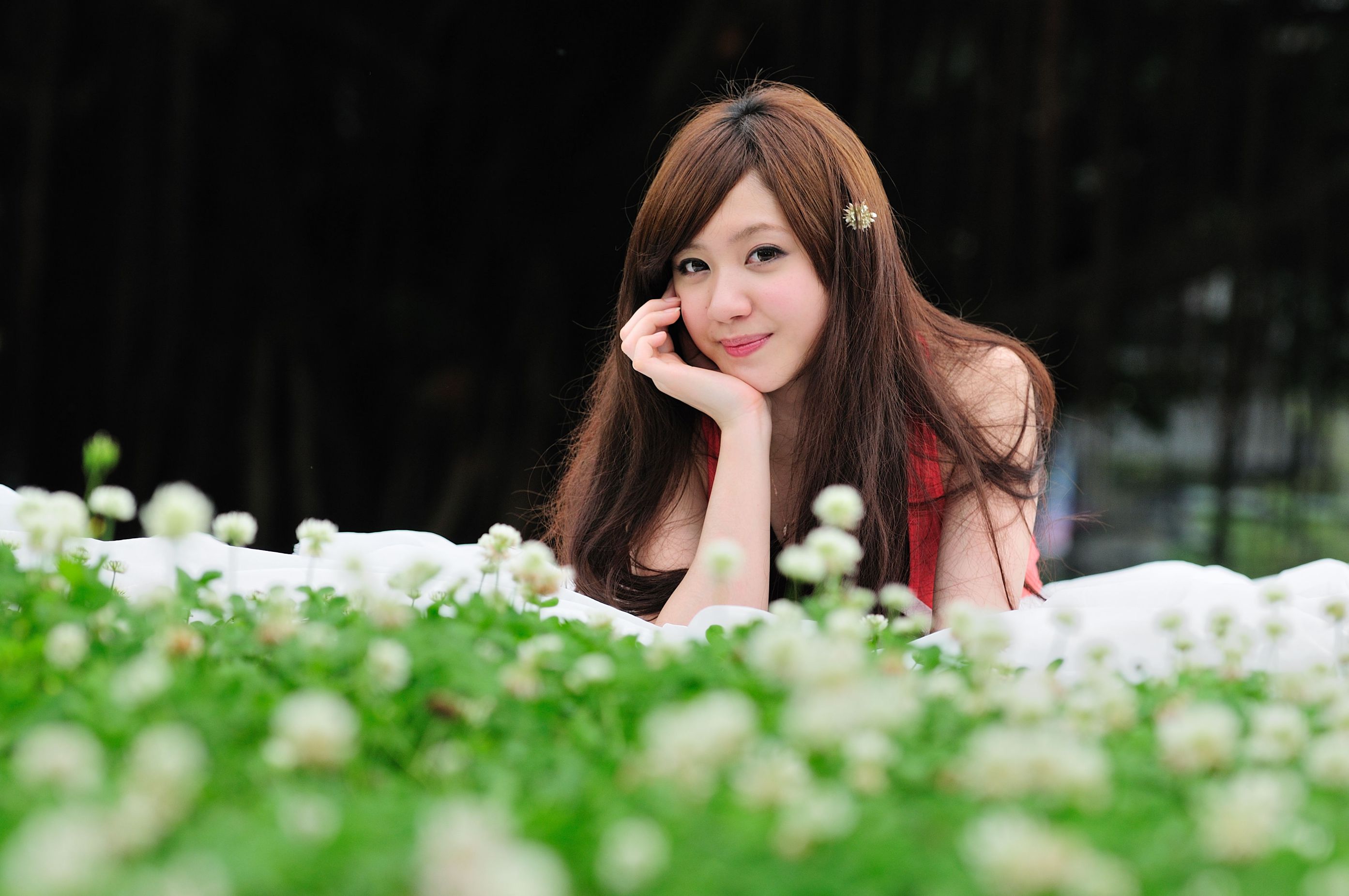 台湾美少女小雅《黑丝正妹街拍》
