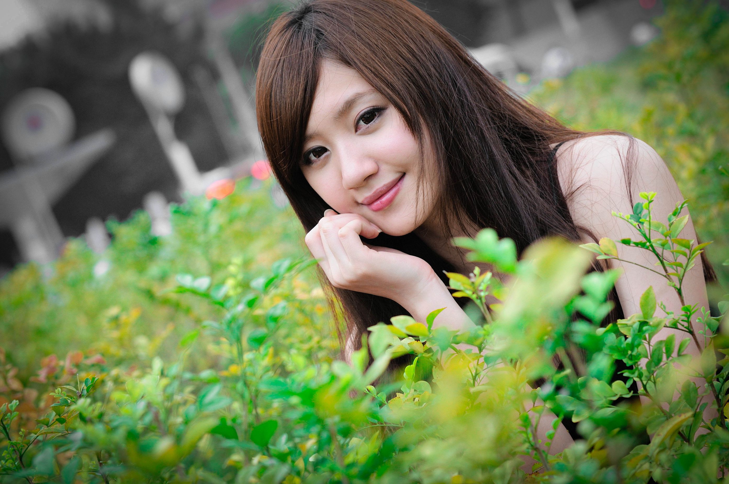 台湾美少女小雅《黑丝正妹街拍》