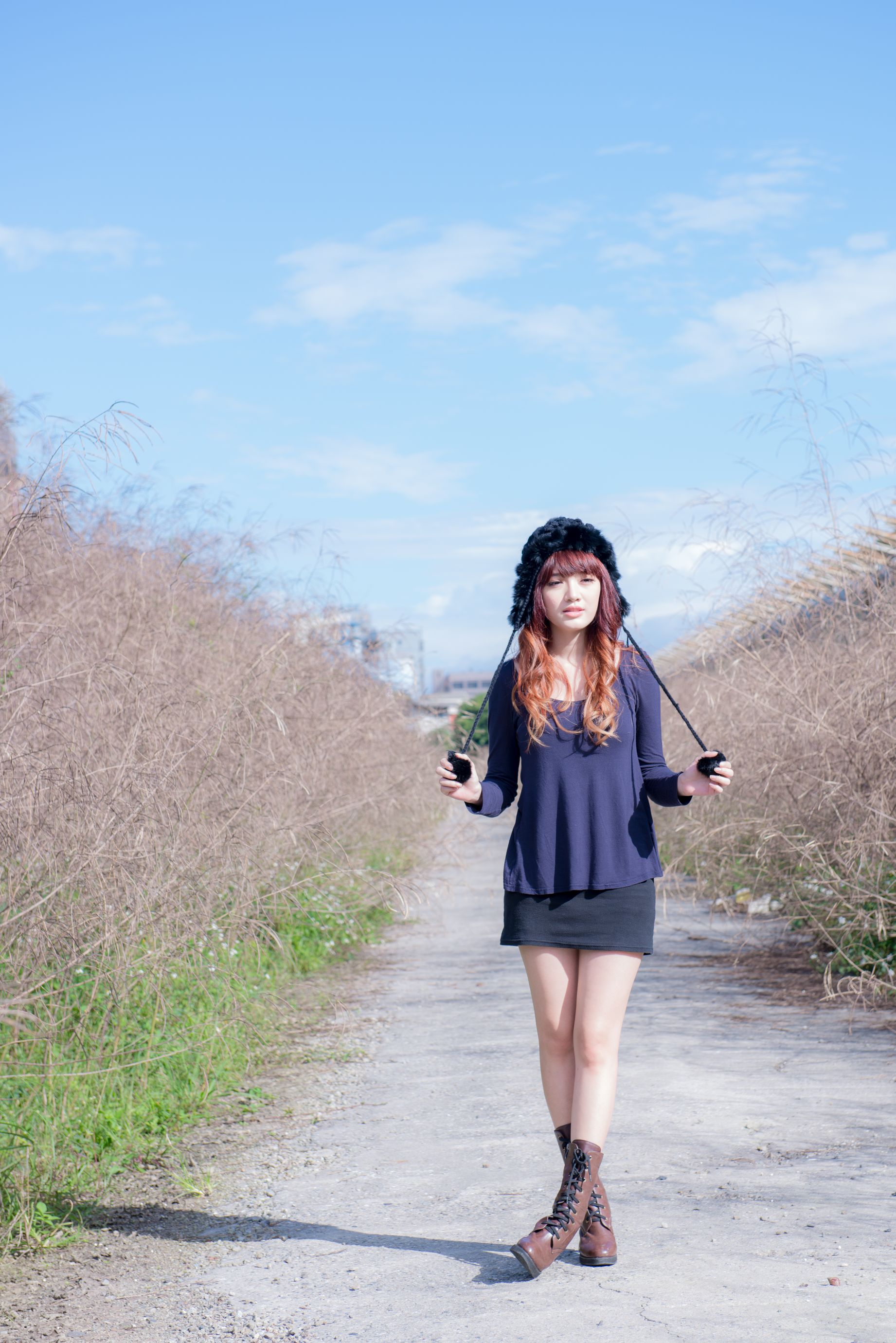 台湾正妹林岗怡Didy《废墟车站唯美外拍》