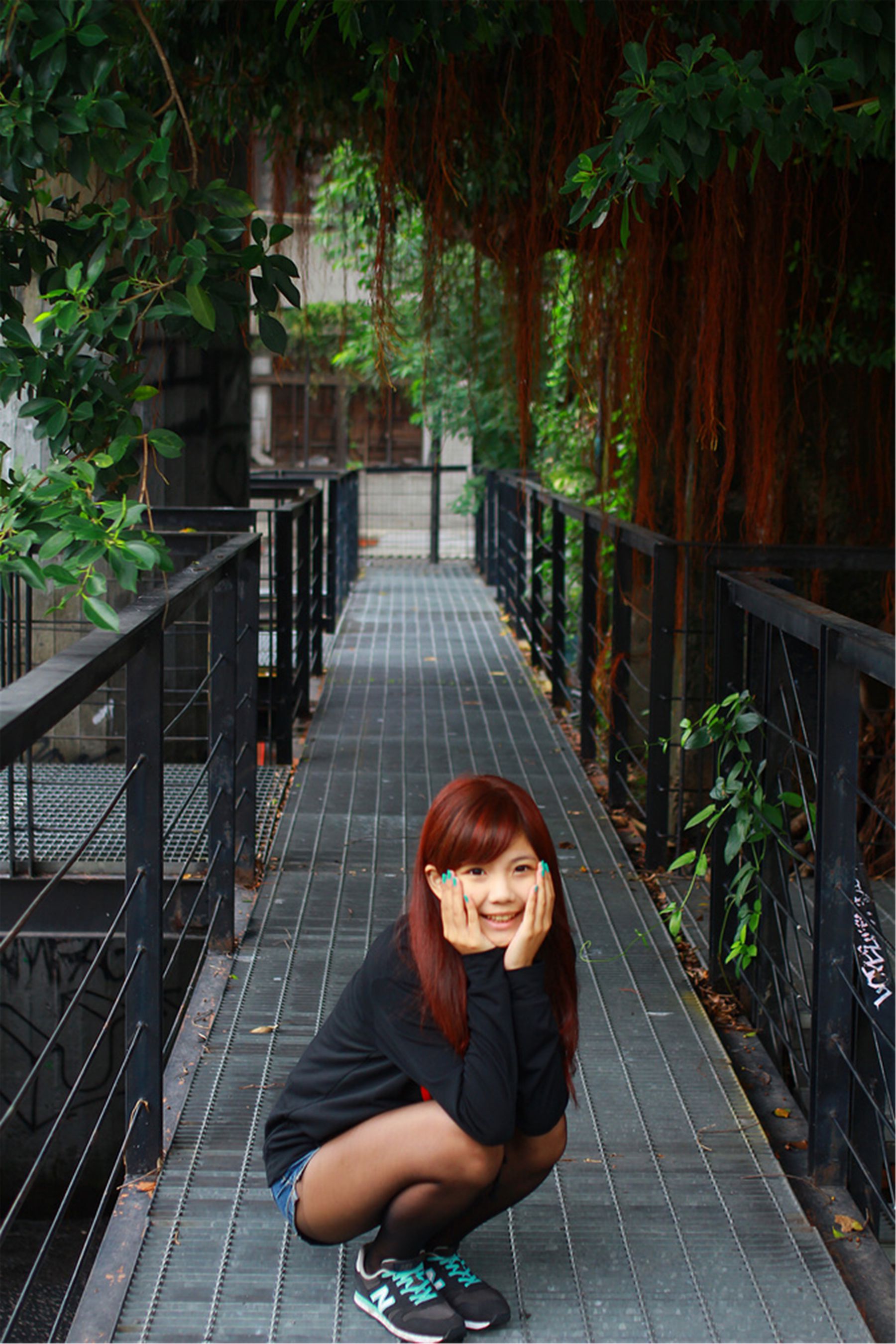 台湾美少女小静《電影公園外拍》