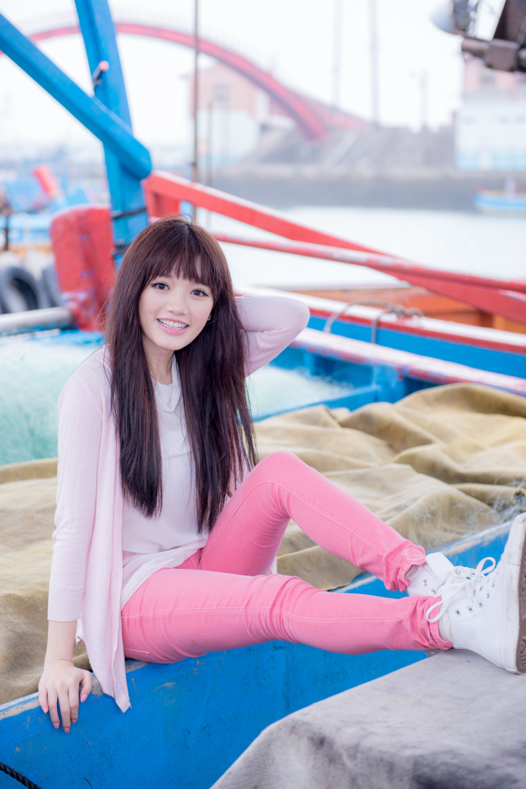 台湾美女林岗怡Didy《粉色少女》