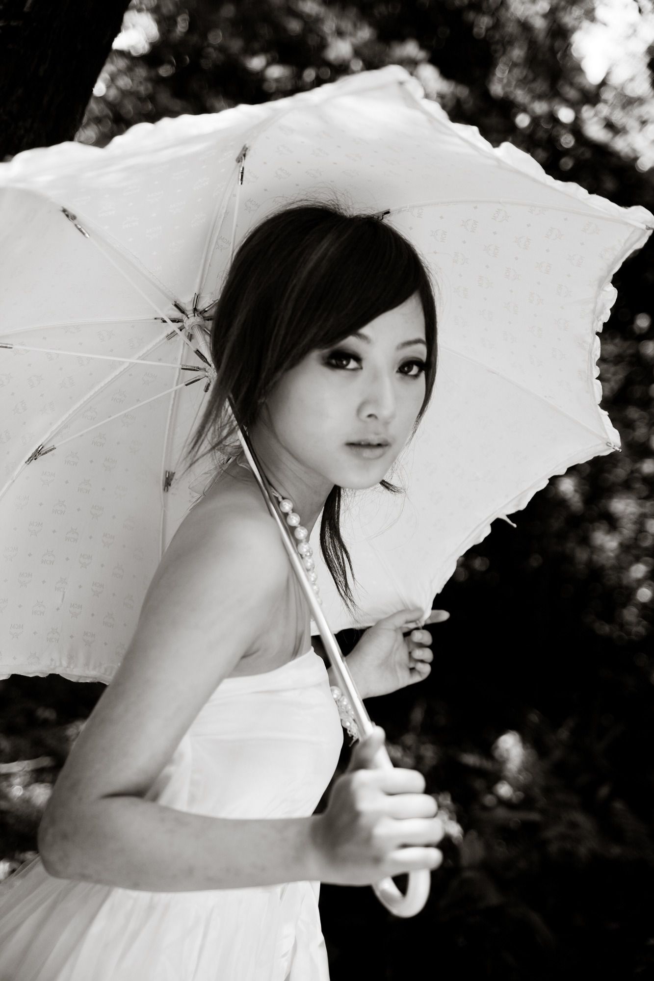 Mikako/张凯洁《白色圓舞曲x黑色執念》陽明山竹子湖外拍