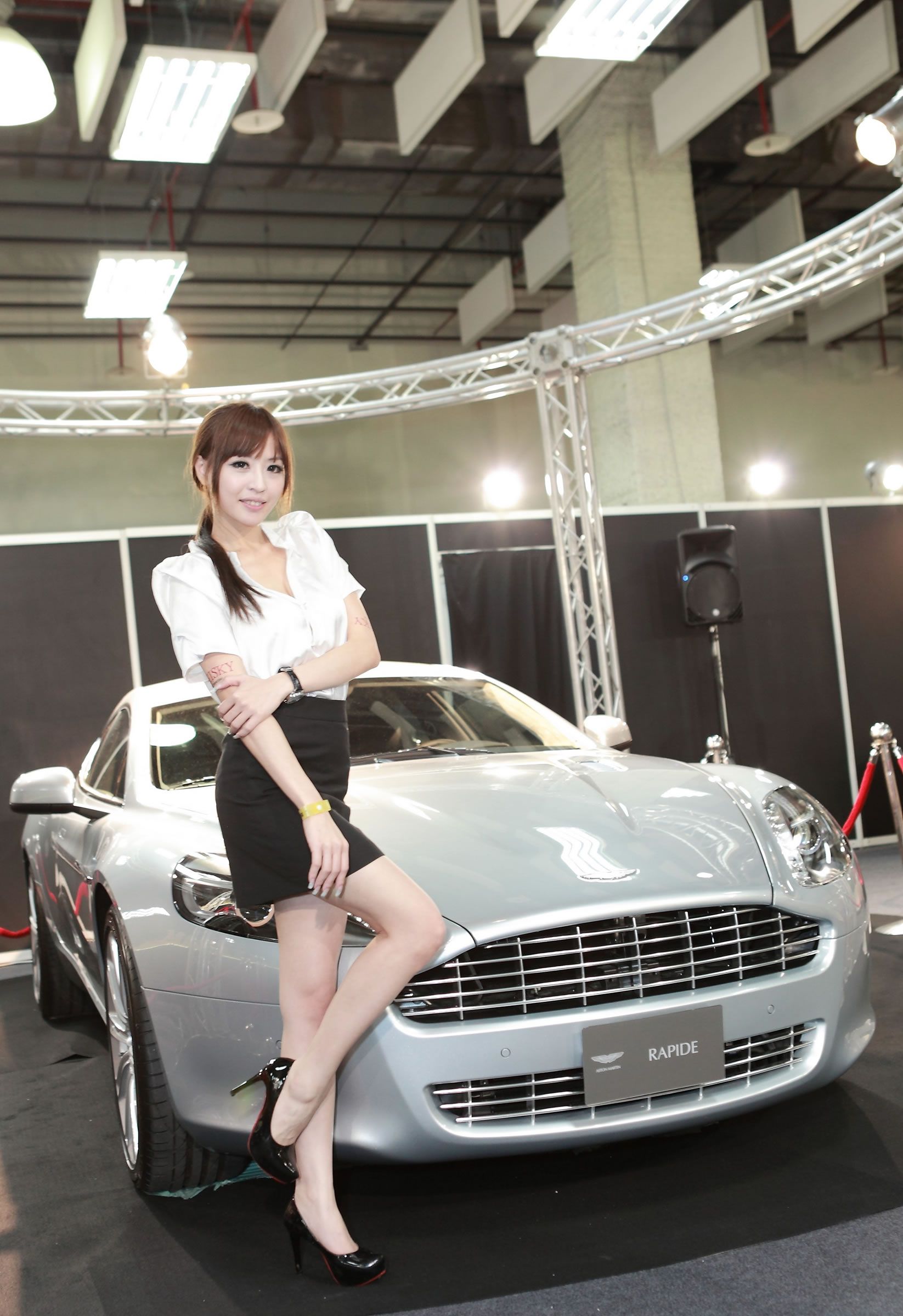 台湾美女倪千凌lucy《Whisky LIVE 国际烈酒展》高清套图