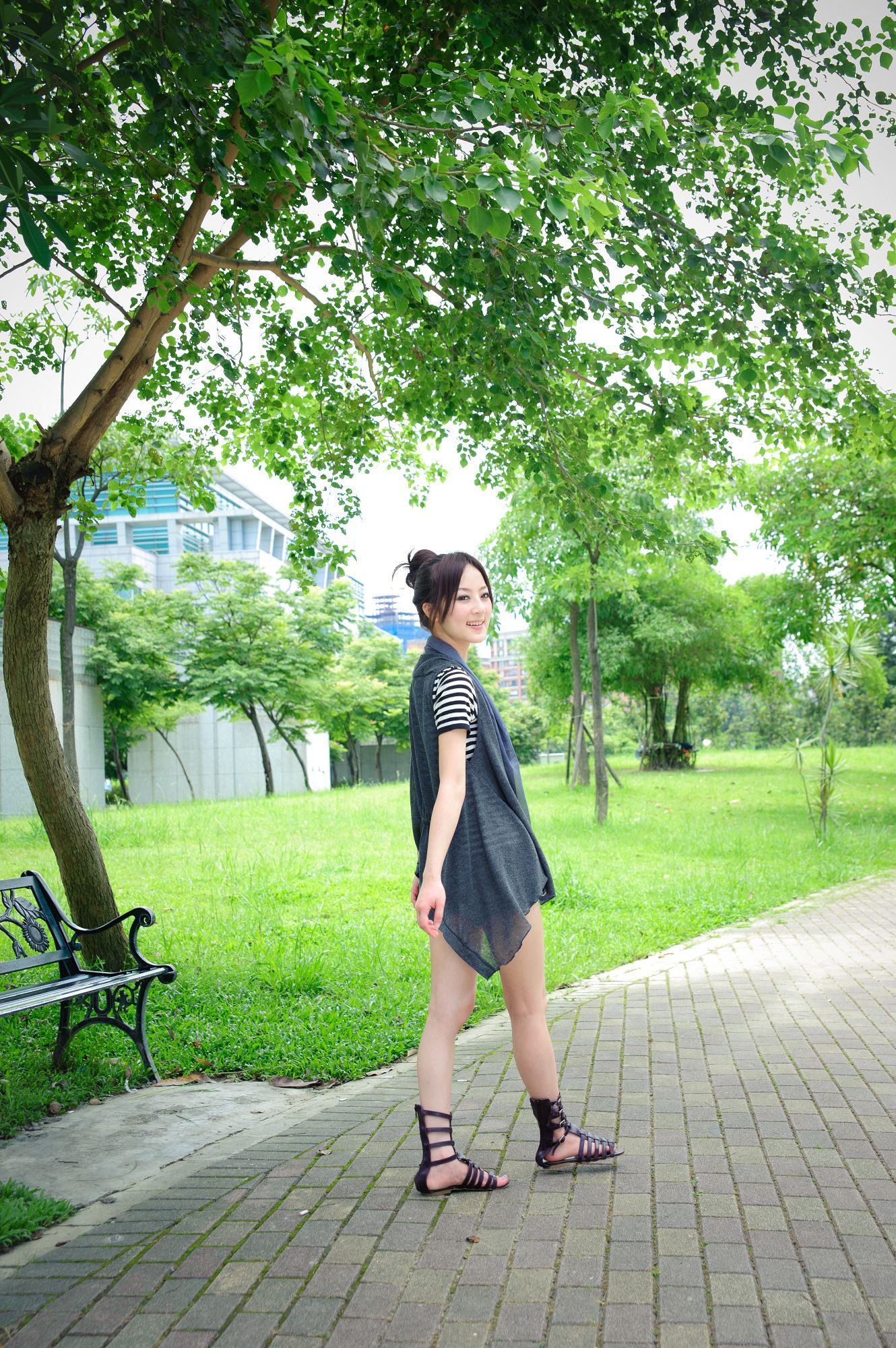 张允霏/果子MM《永和四號公園外拍》