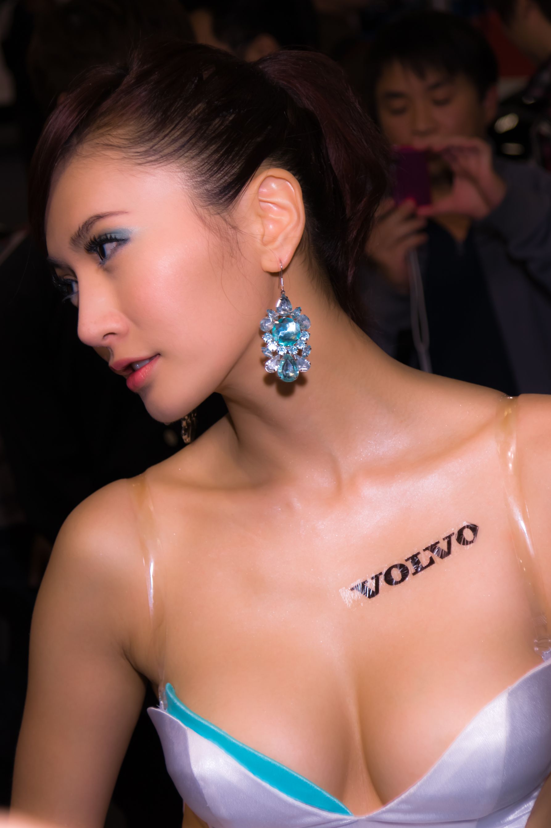 Mia魏靖軒《VOLVO车展美乳系列》高清套图
