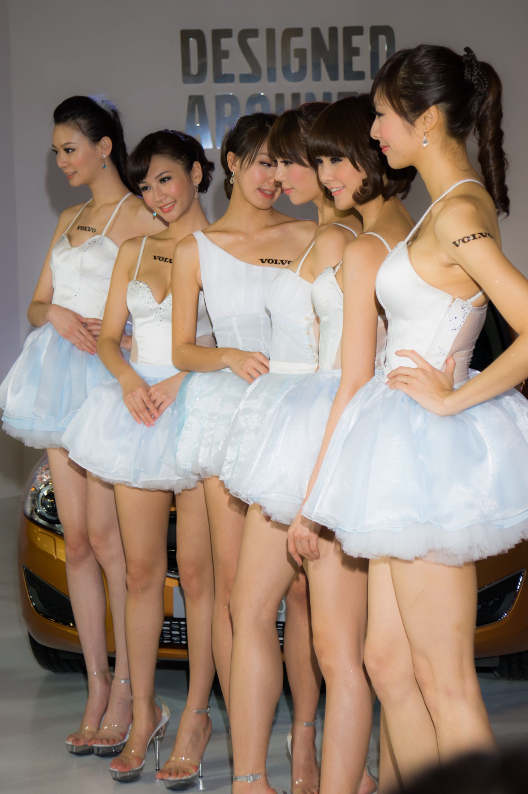 Mia魏靖軒《VOLVO车展美乳系列》高清套图