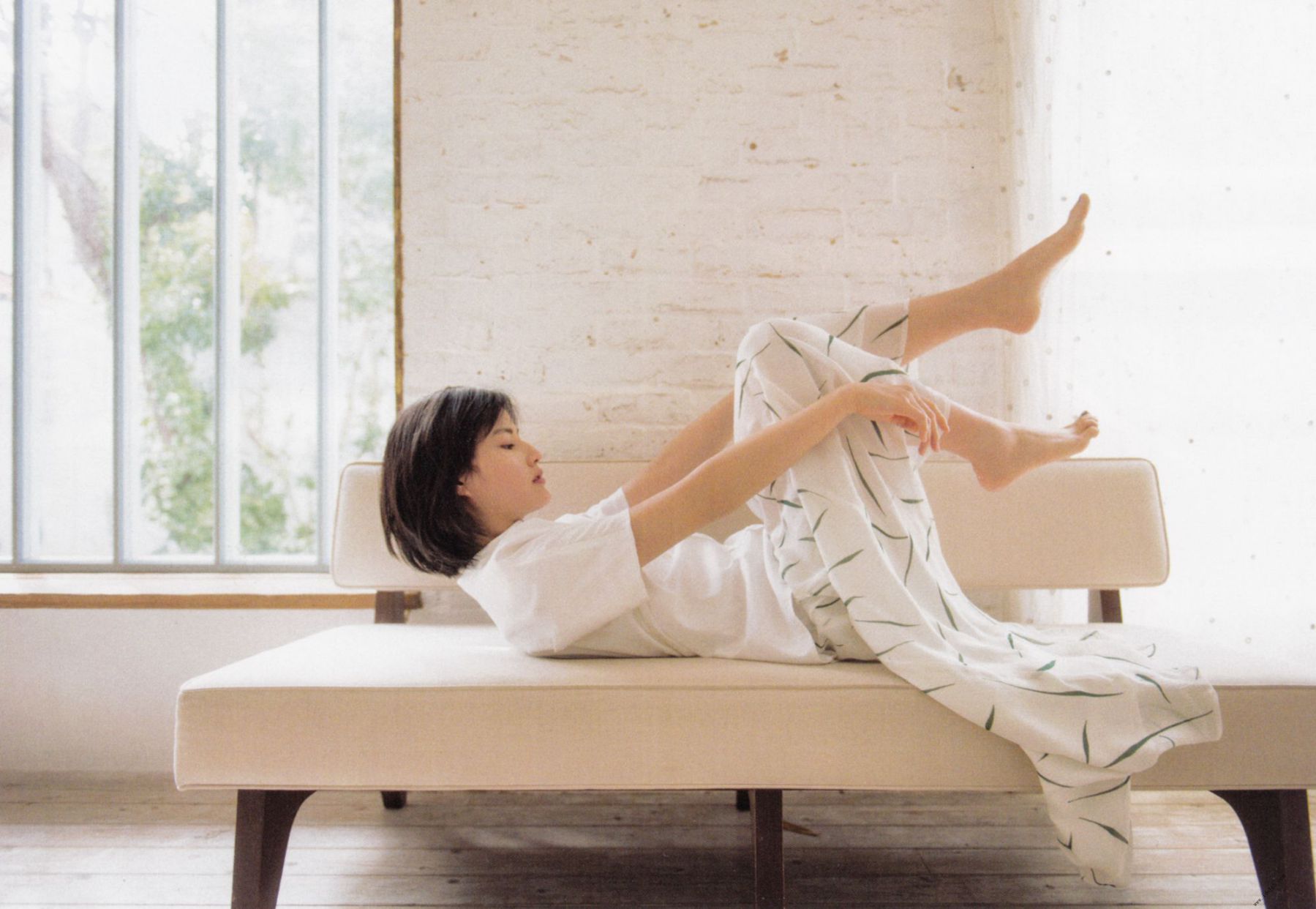 Ai Hashimoto 橋本愛《杂志图片》 写真合集 [PhotoBook]