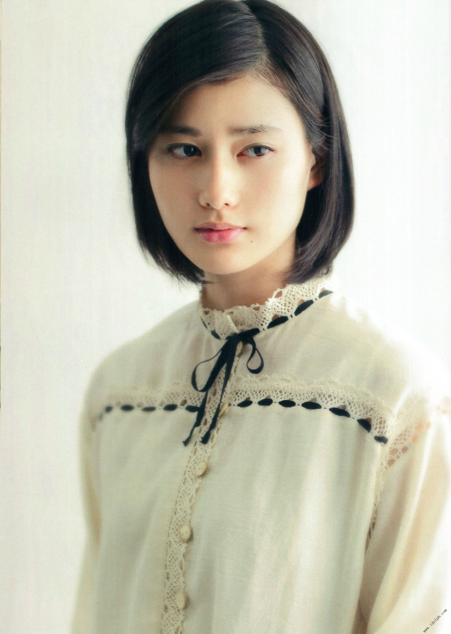 Ai Hashimoto 橋本愛《杂志图片》 写真合集 [PhotoBook]