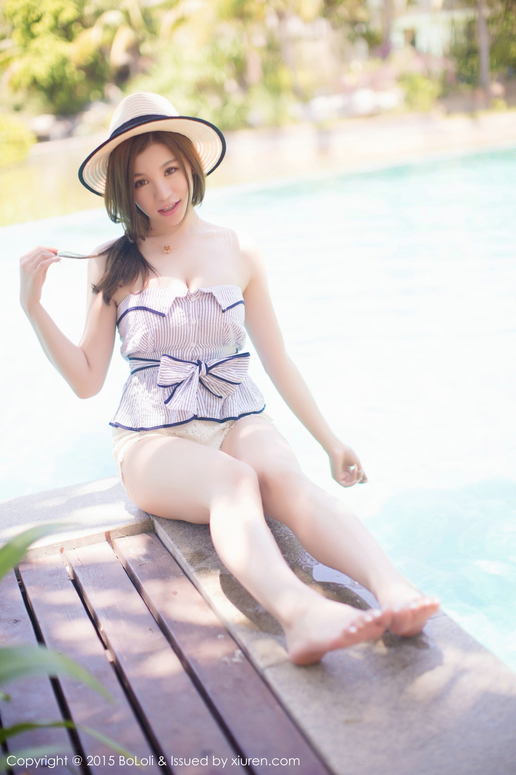 刘娅希《三亚旅拍小清新系列》 [BoLoli波萝社] Vol.014  写真集