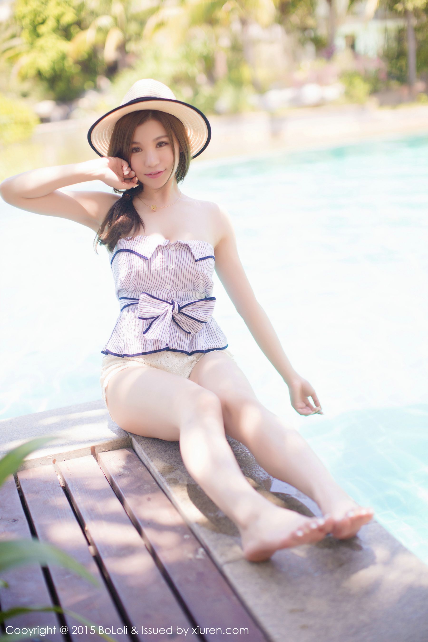 刘娅希《三亚旅拍小清新系列》 [BoLoli波萝社] Vol.014  写真集