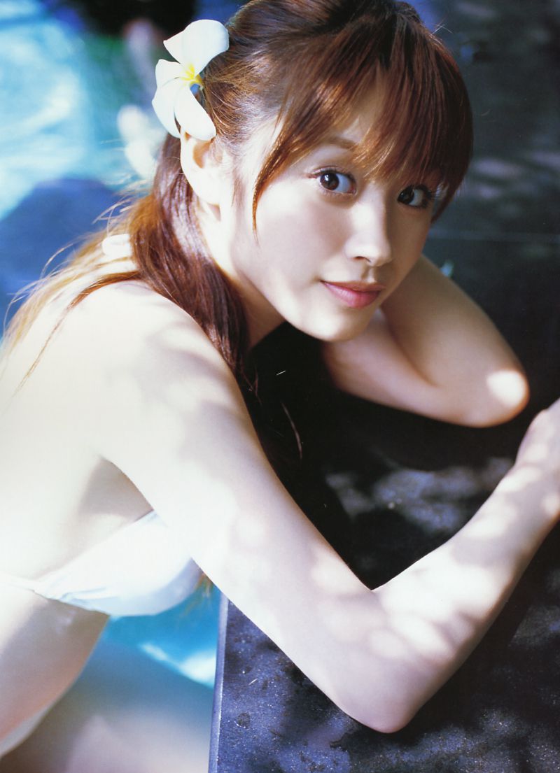 Ai Takahashi 高橋愛《Love Hello》 [PB]