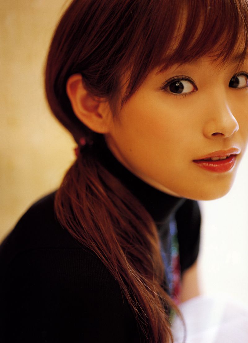 Ai Takahashi 高橋愛《Love Hello》 [PB]