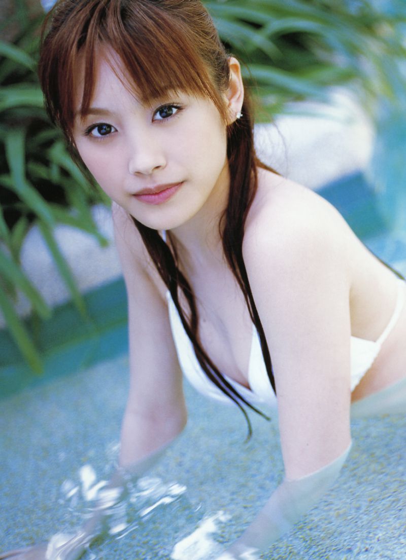 Ai Takahashi 高橋愛《Love Hello》 [PB]