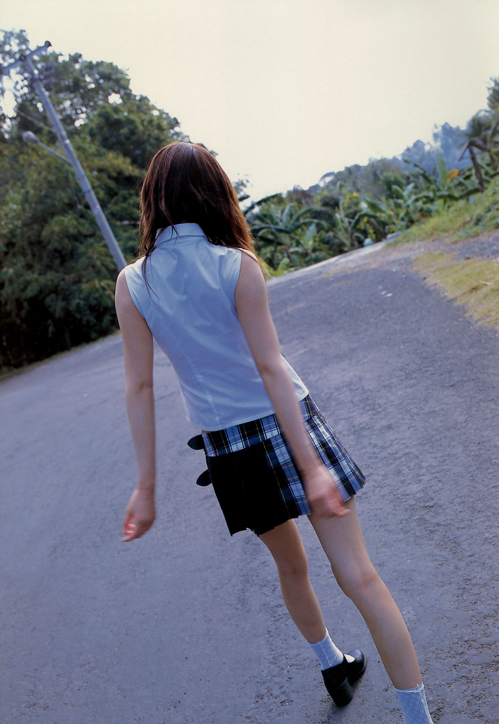 鈴木茜《LoliCat》 [PhotoBook]