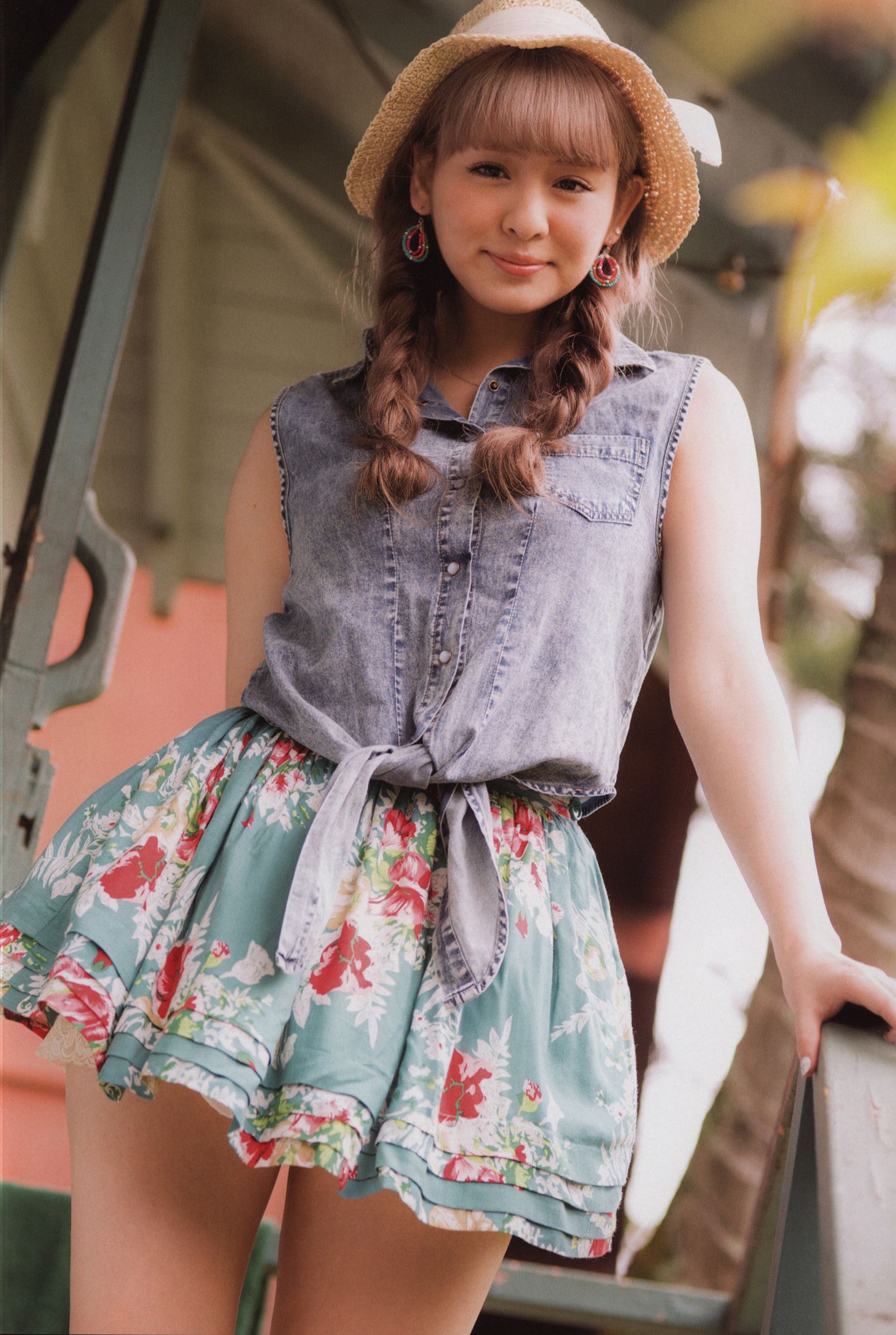 Alo Hello! Berryz 工房 Photobook 2013 [PB]
