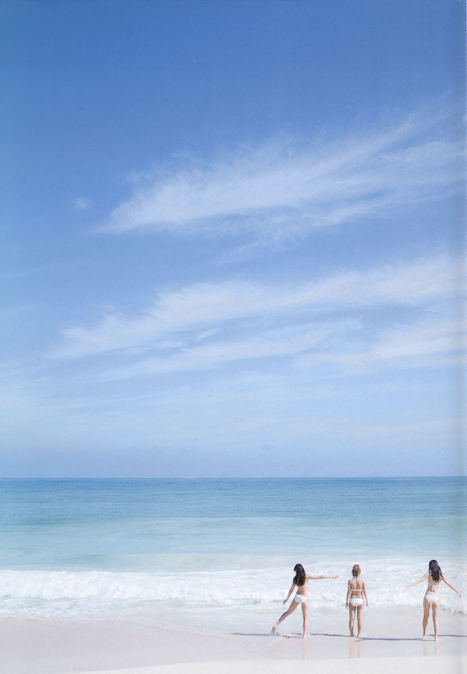 Alo-Hello! ℃-ute Photobook 2014 [PB]