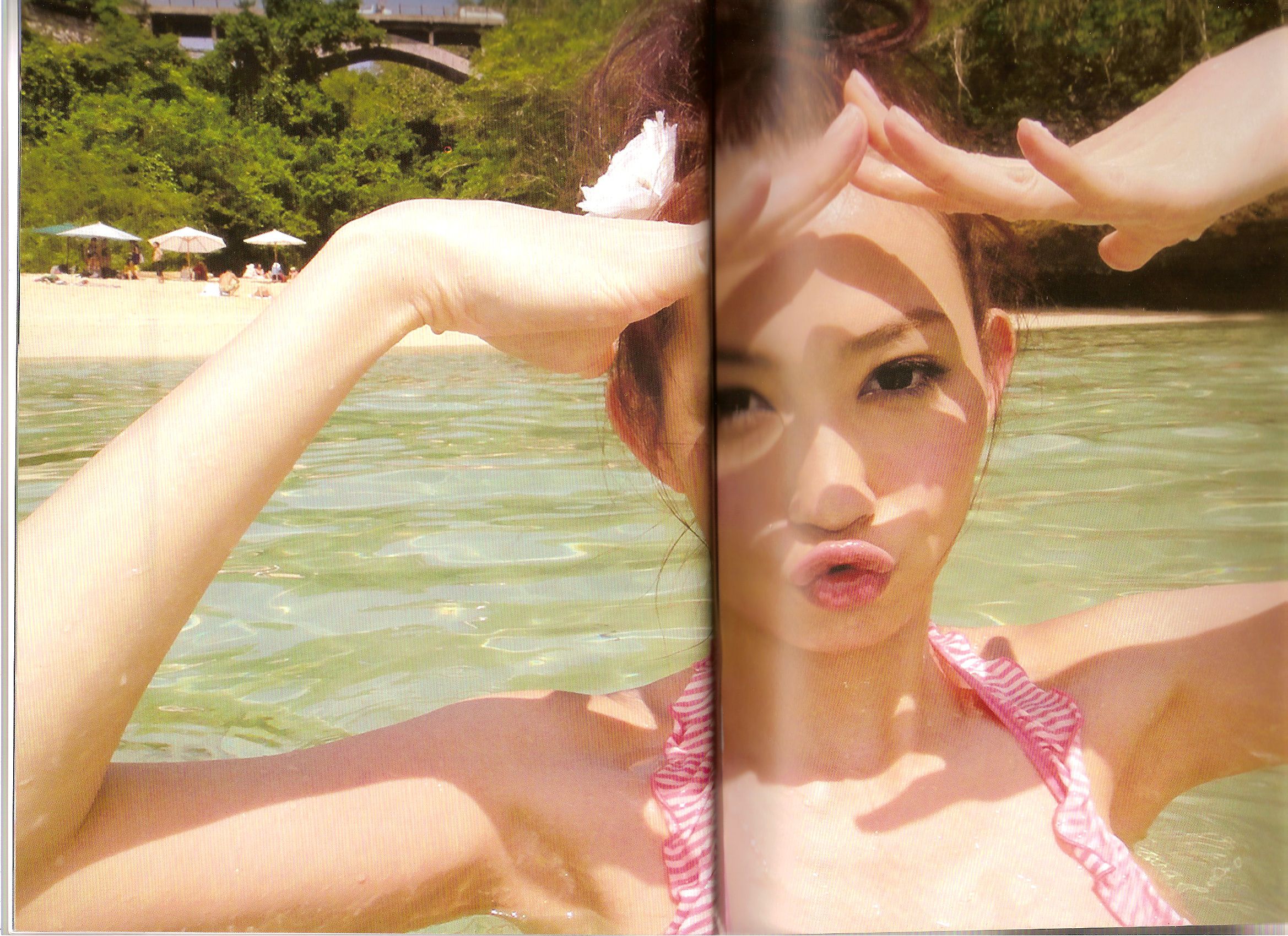 Carol楊焉《Huge》 [Photo Book]