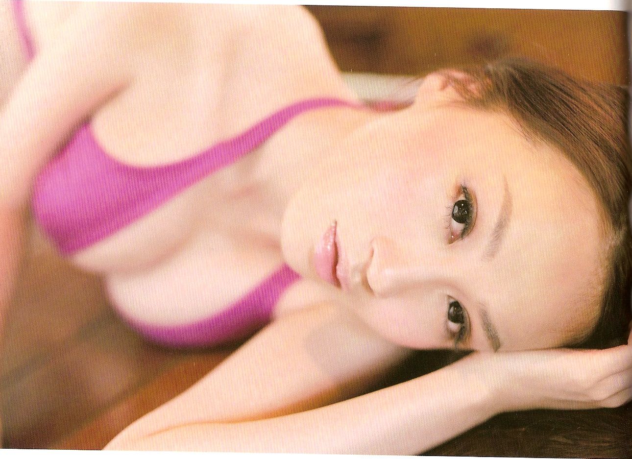 Carol楊焉《Huge》 [Photo Book]