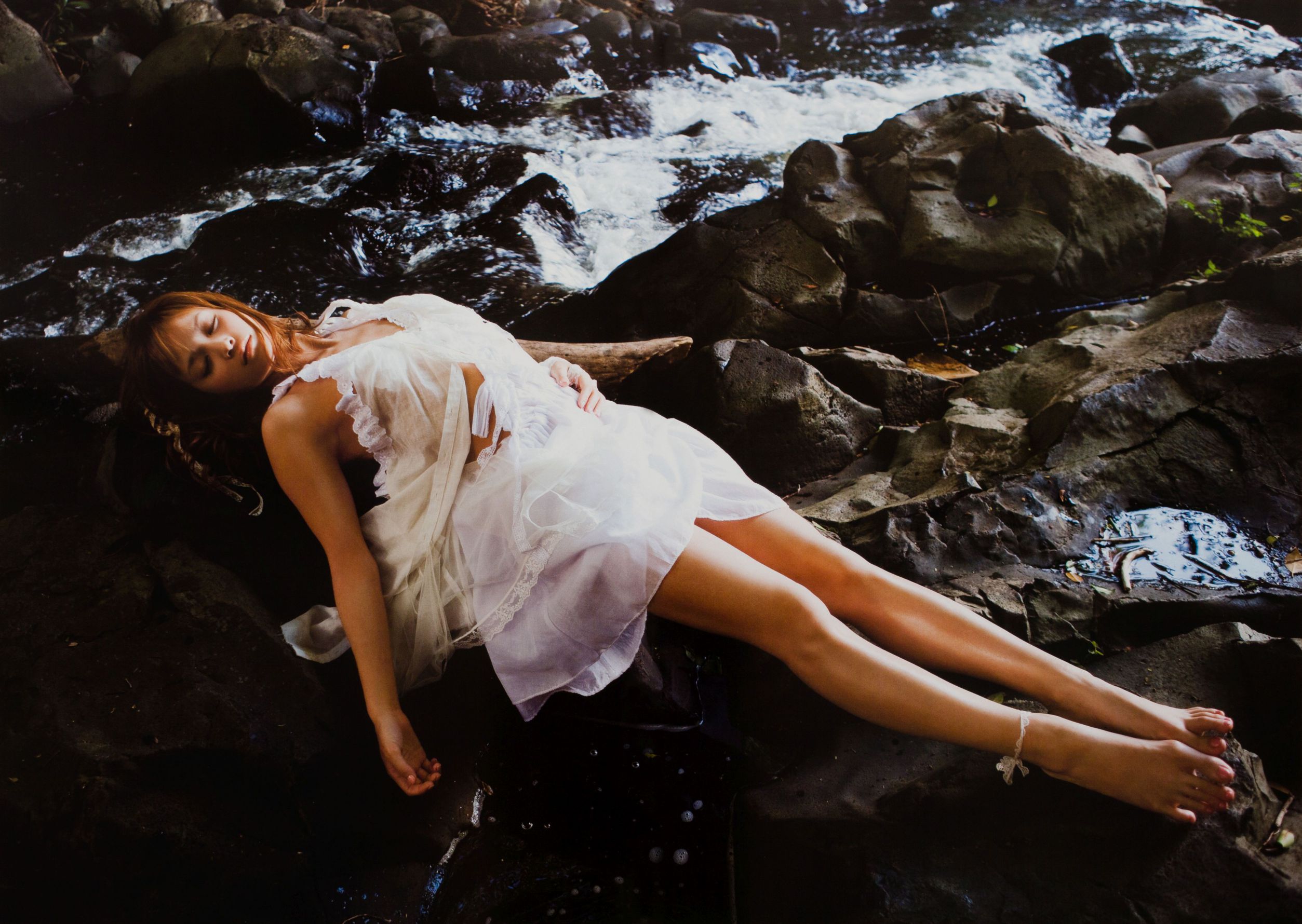 亀井絵里 《sweet》 [Photo Book]