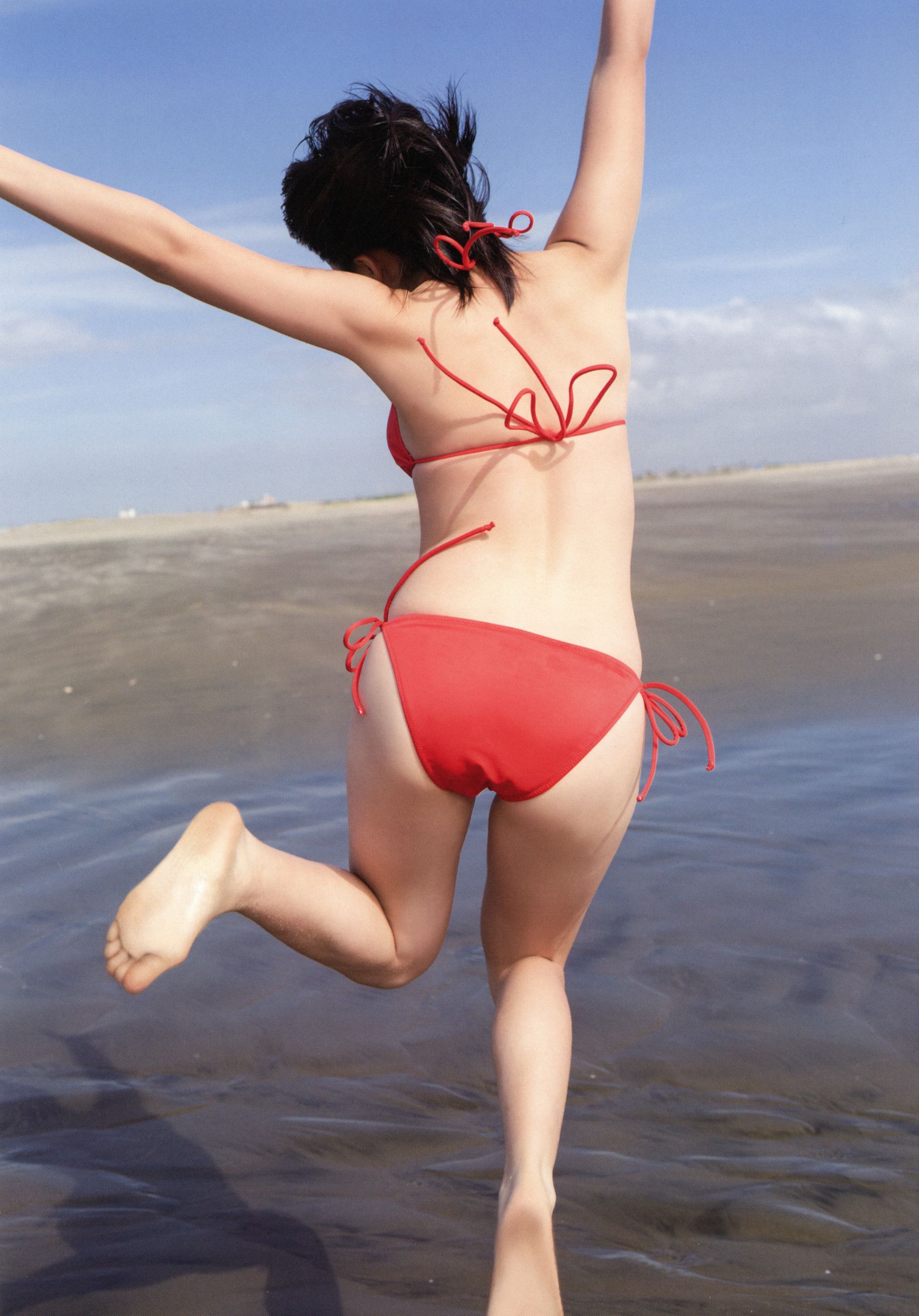 福田花音《Kanyon 17》 [Photo Book]