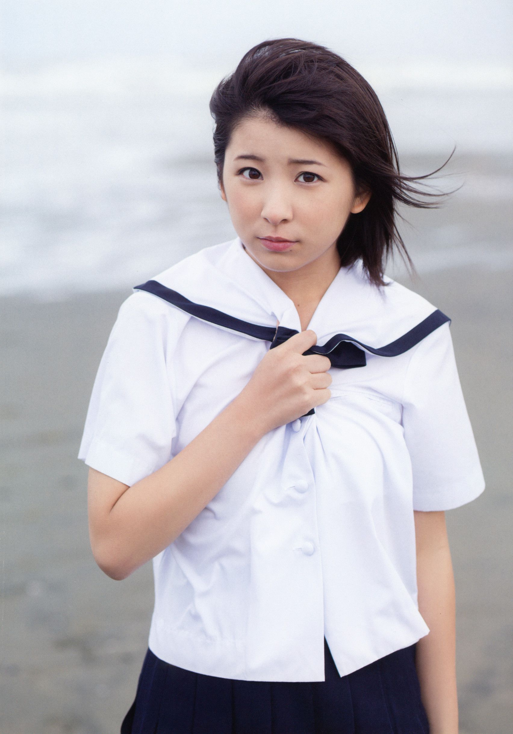 福田花音《Kanyon 17》 [Photo Book]