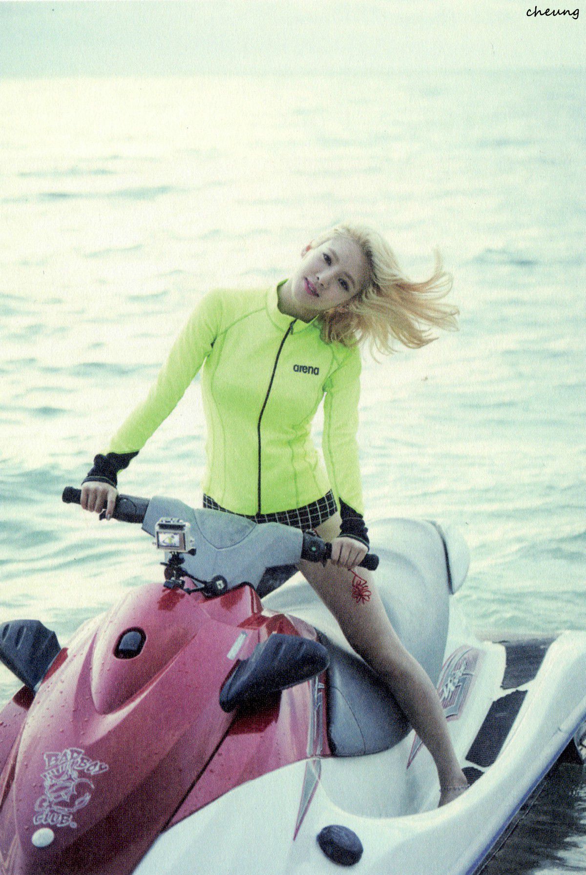 Girls  Generation 少女时代 《Party》 [PB]