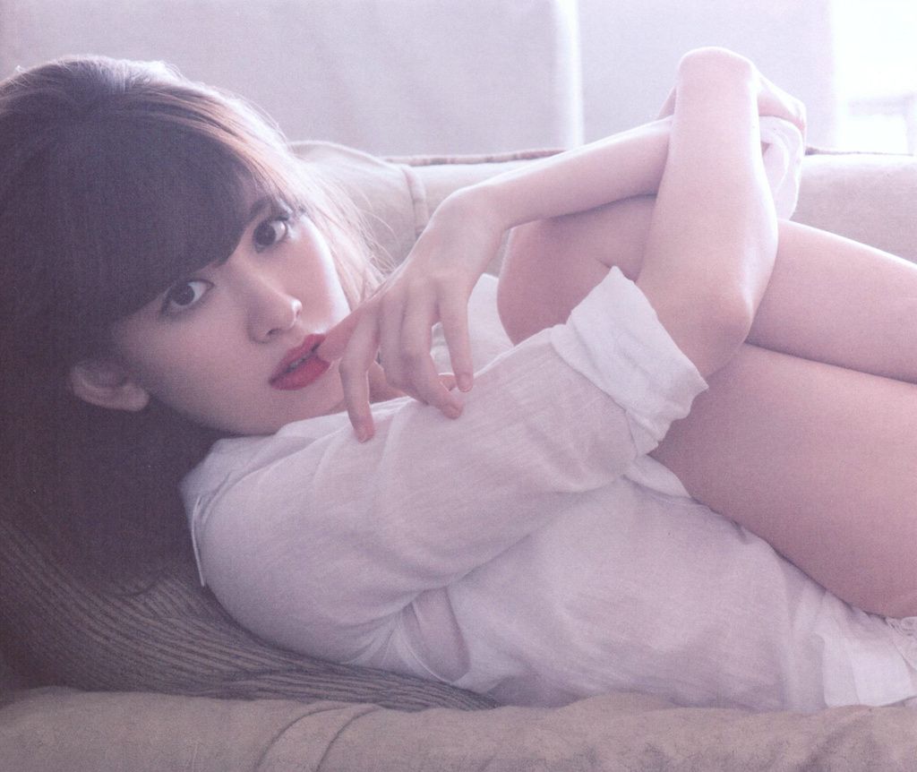 小嶋陽菜/小岛阳菜《Dou Suru どうする？》 [PB]