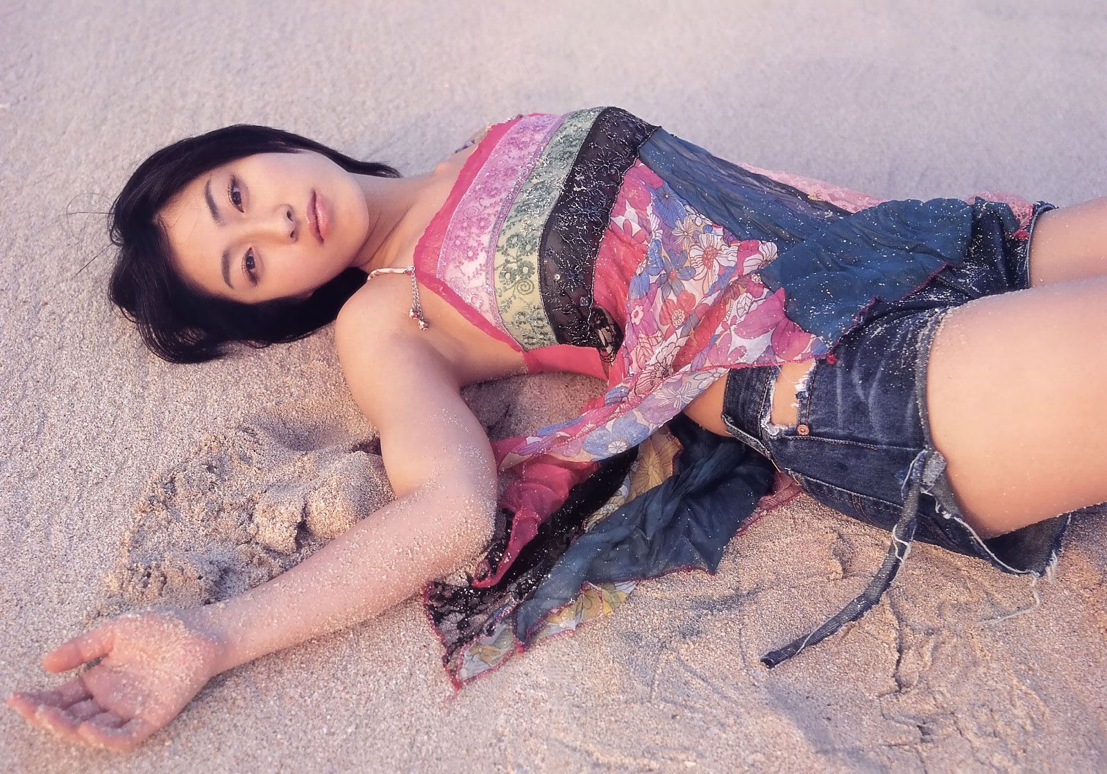 佐藤寛子《情熱 》(見開連結済) [PhotoBook]