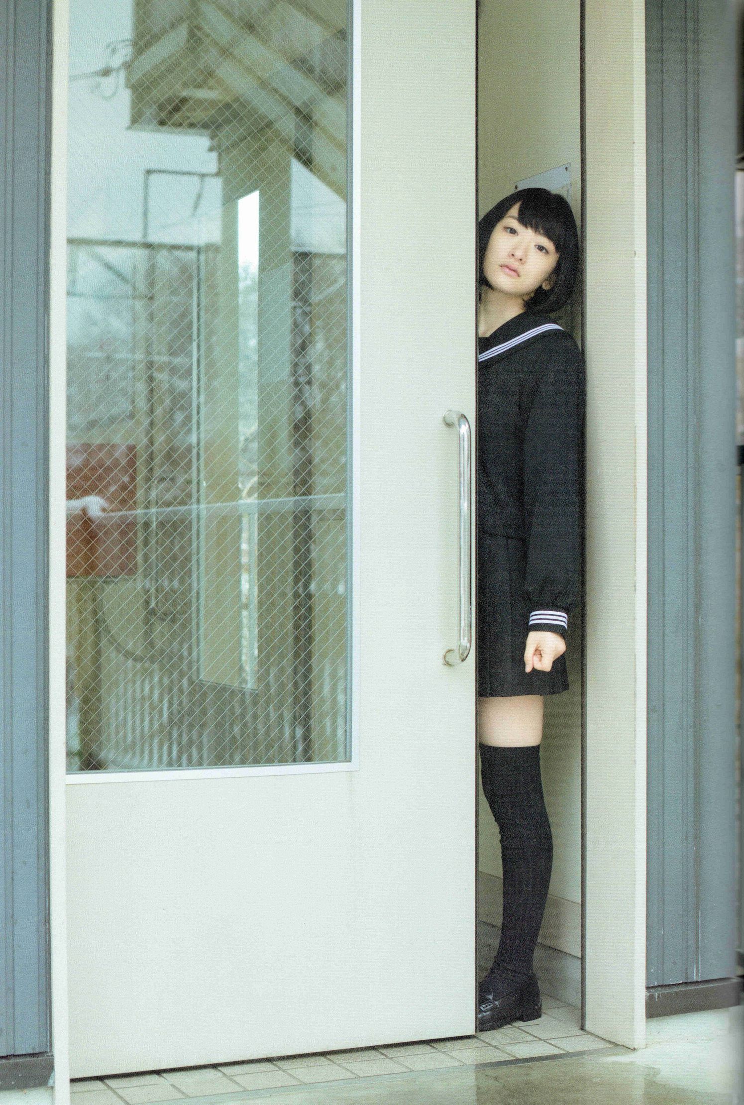 生駒里奈《君の足跡》 [Photo Book]