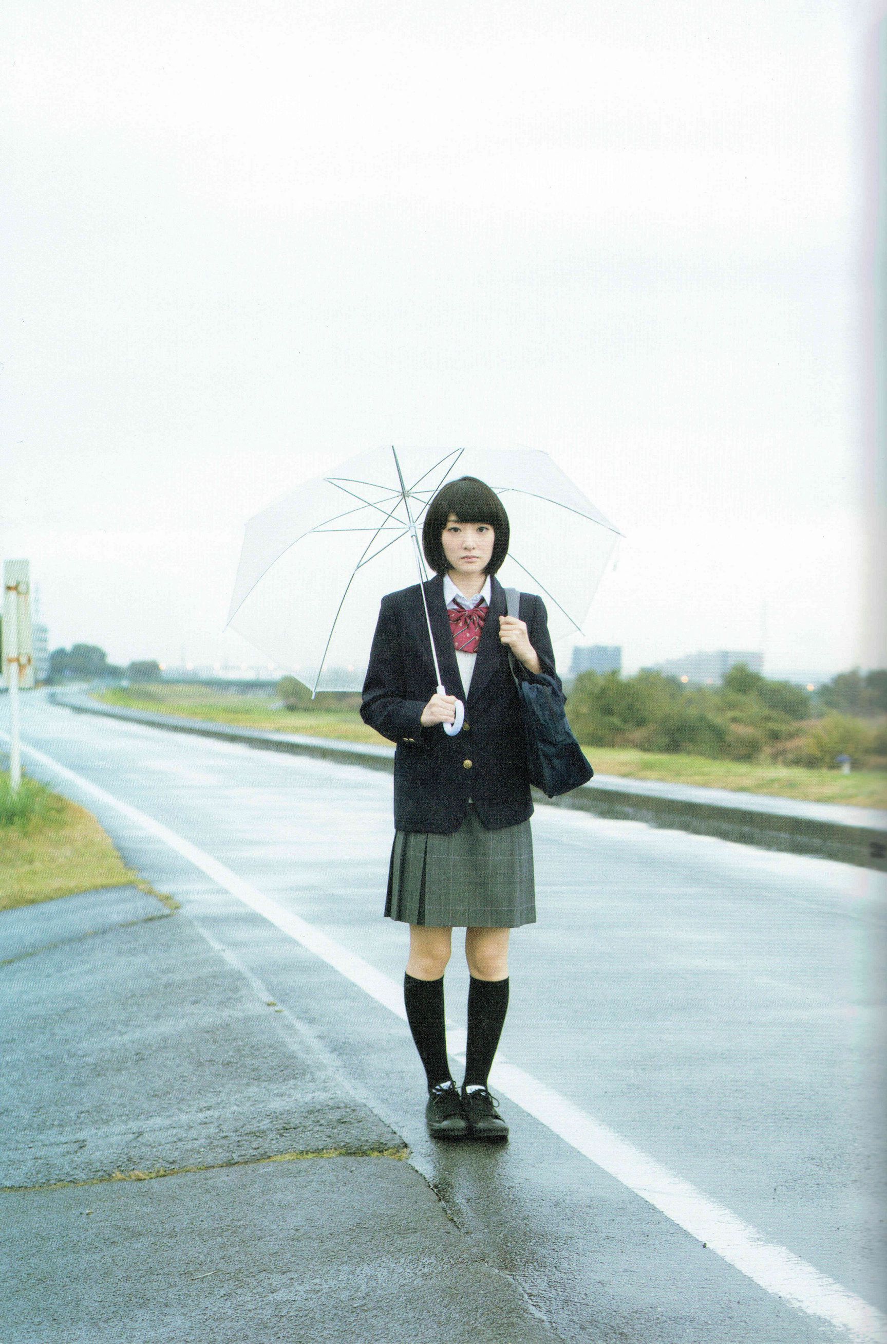 生駒里奈《君の足跡》 [Photo Book]