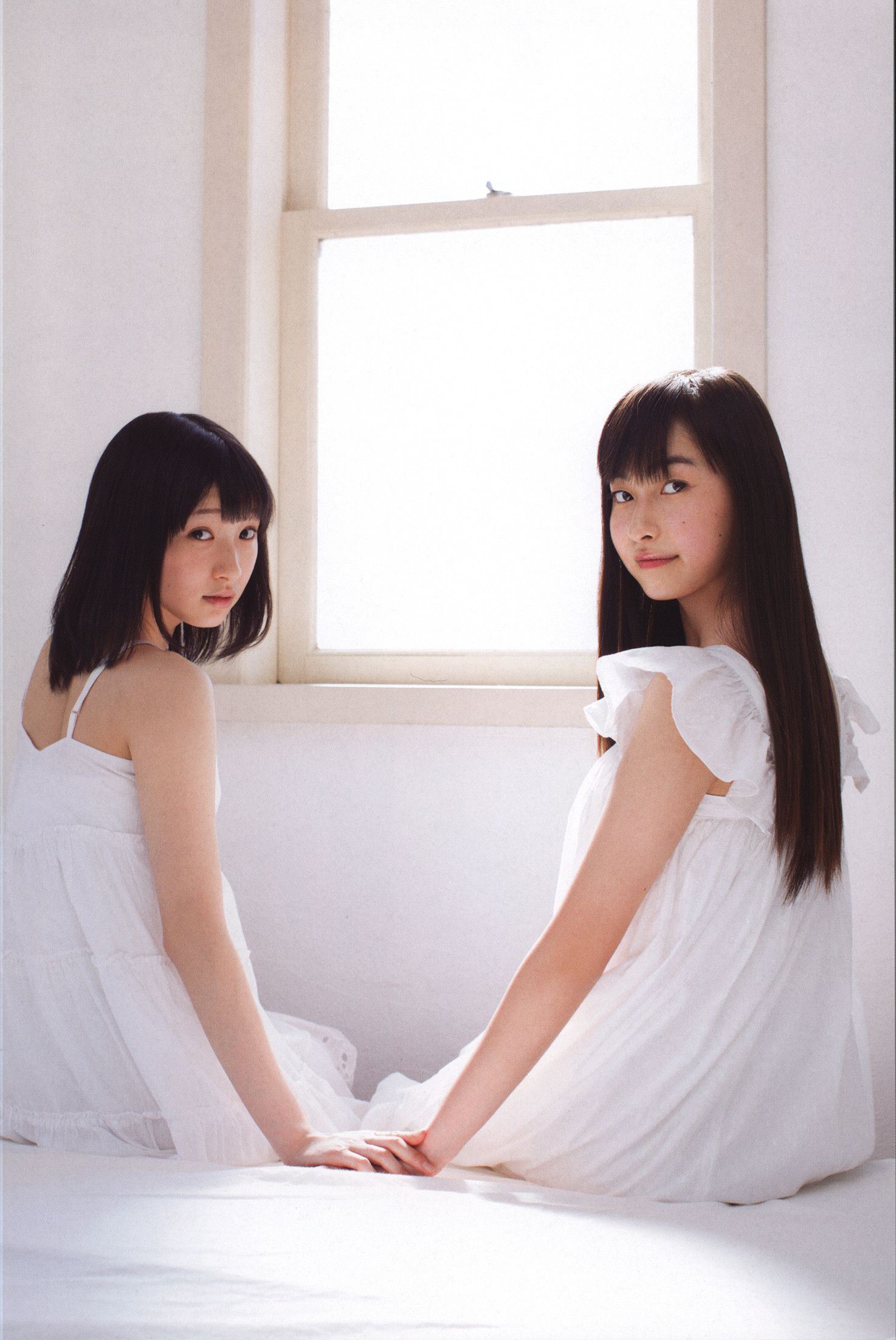 Juice=Juice《OFFICIAL PHOTO BOOK》 [PB]