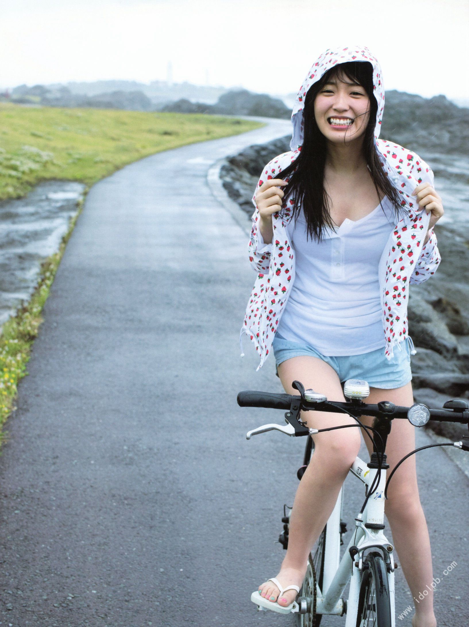 高山一実/高山一实 《恋かもしれない》 [PB]