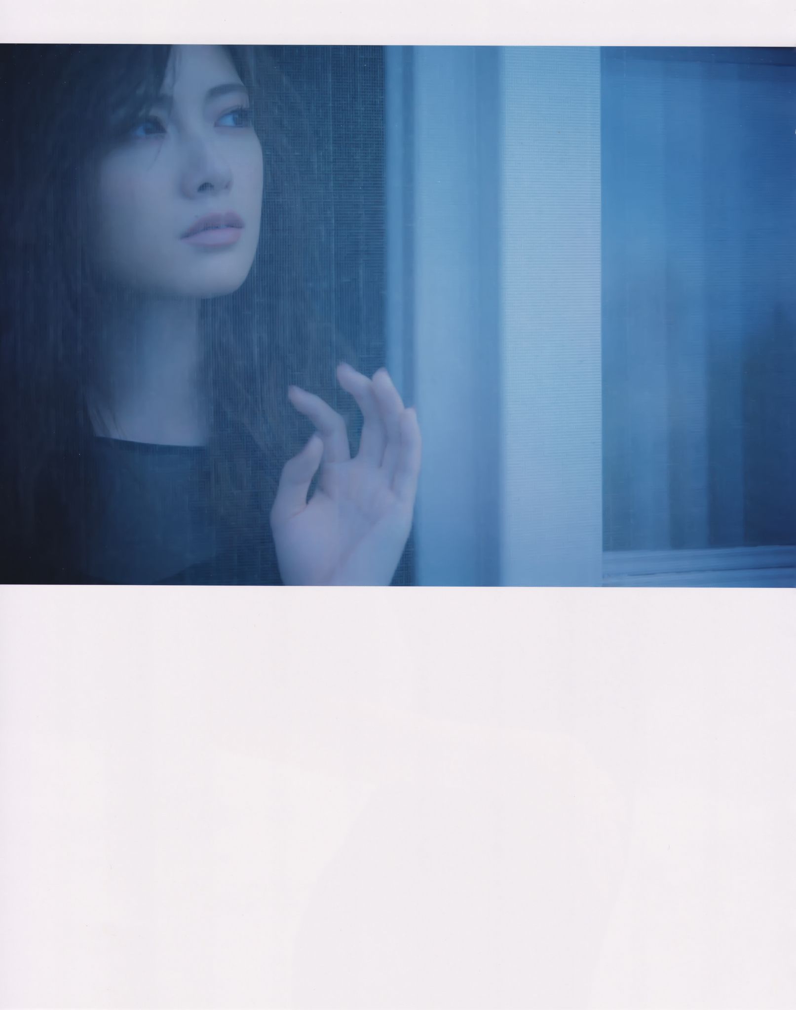 白石麻衣《パスポート》 [Photo Book]
