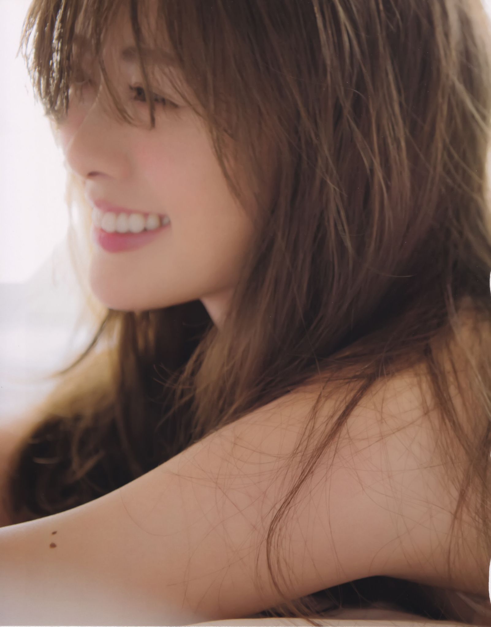 白石麻衣《パスポート》 [Photo Book]
