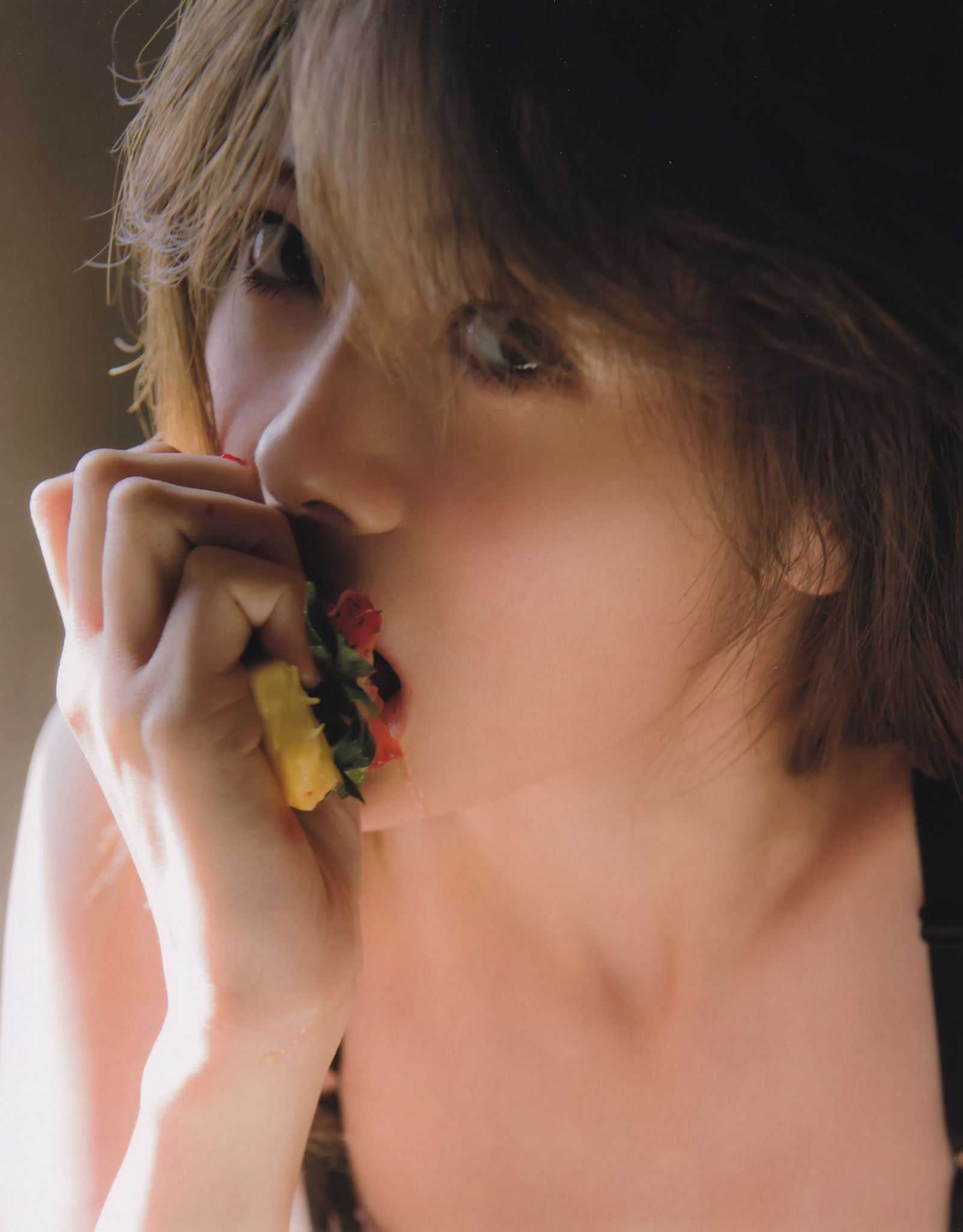 白石麻衣《パスポート》 [Photo Book]