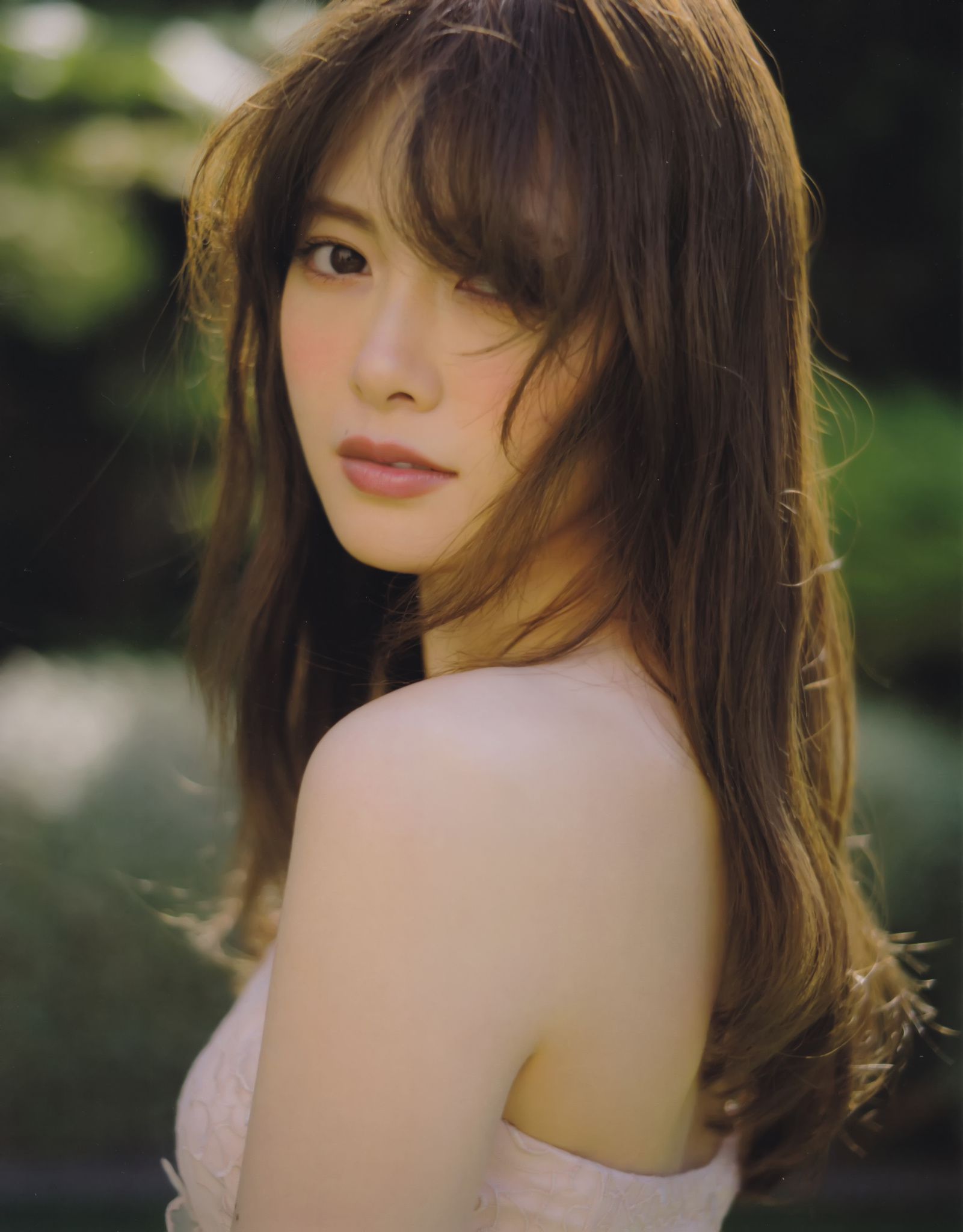 白石麻衣《パスポート》 [Photo Book]