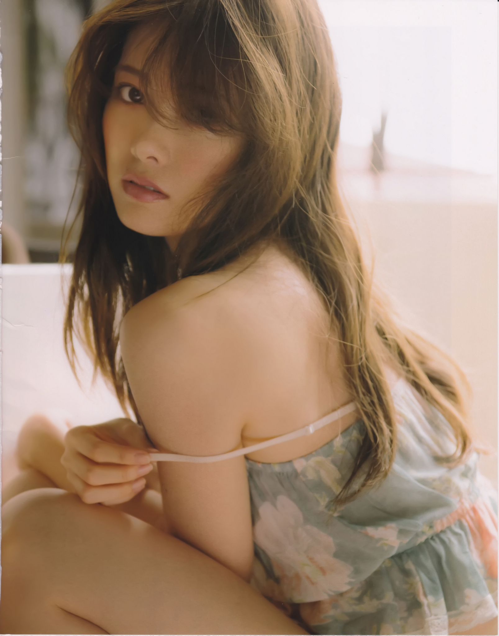 白石麻衣《パスポート》 [Photo Book]