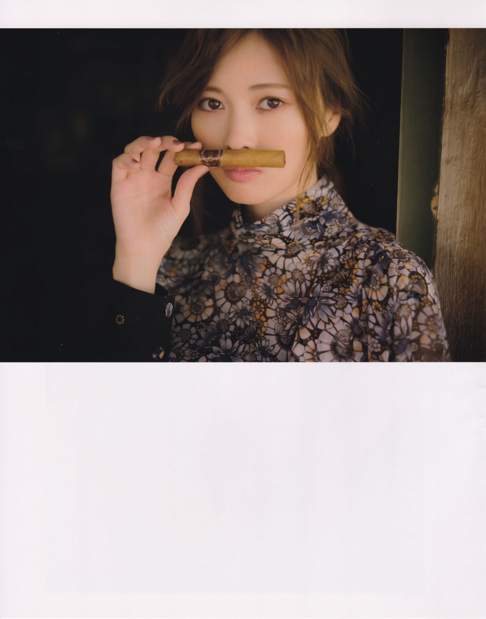 白石麻衣《パスポート》 [Photo Book]